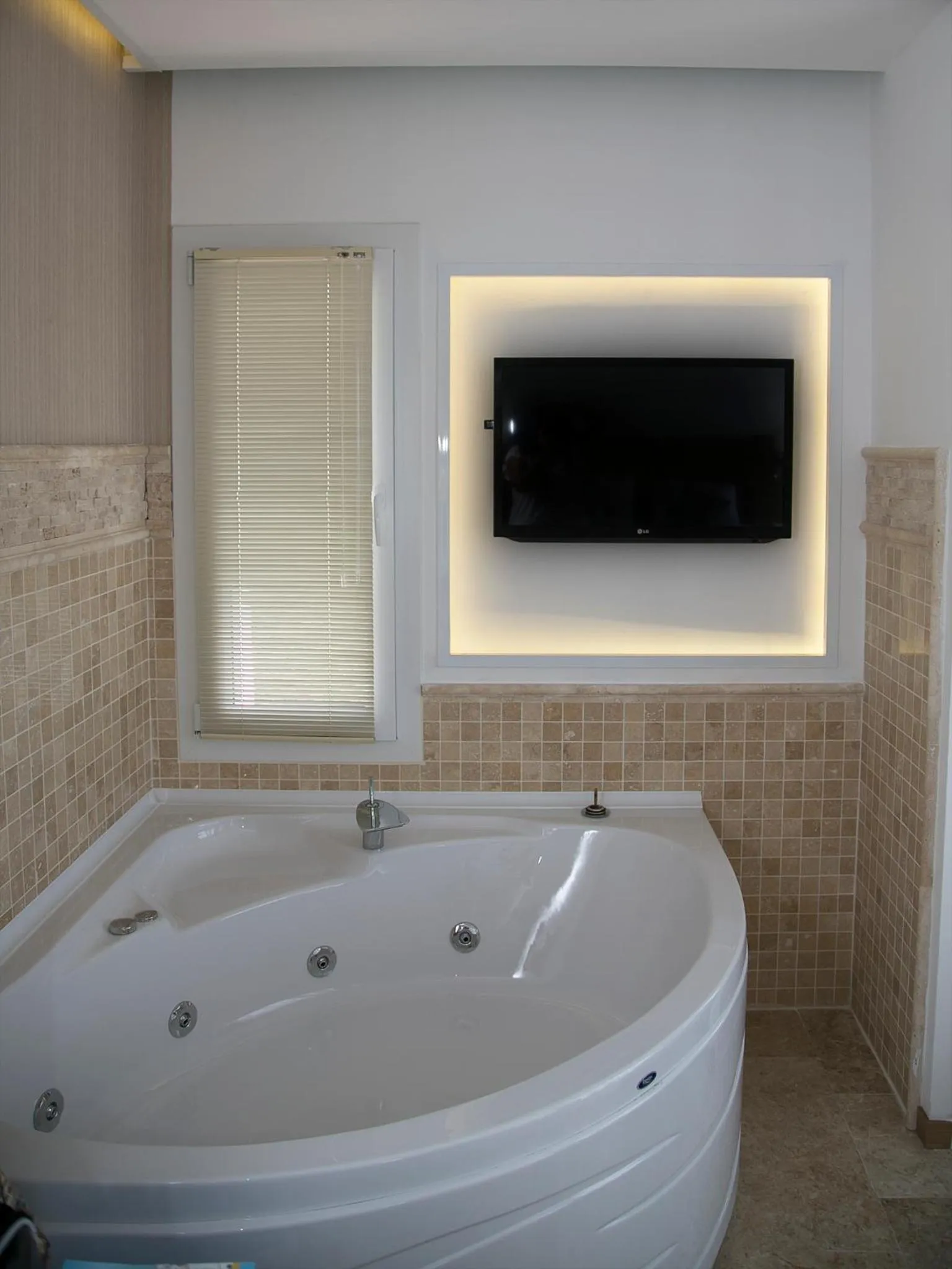 TV and multimedia in Rhapsody Hotel Kas