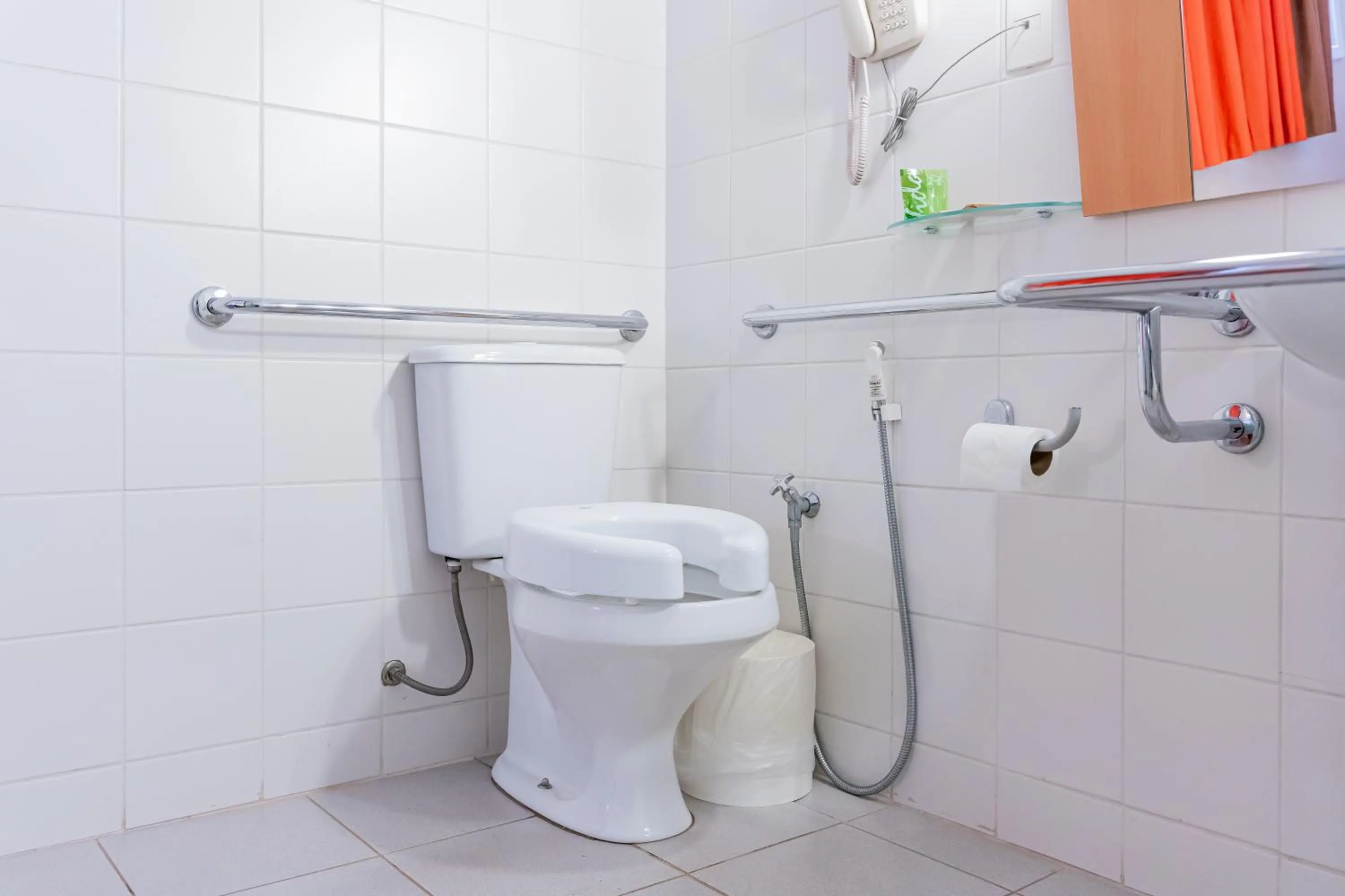 Bathroom in HUS HOTEL Dourados