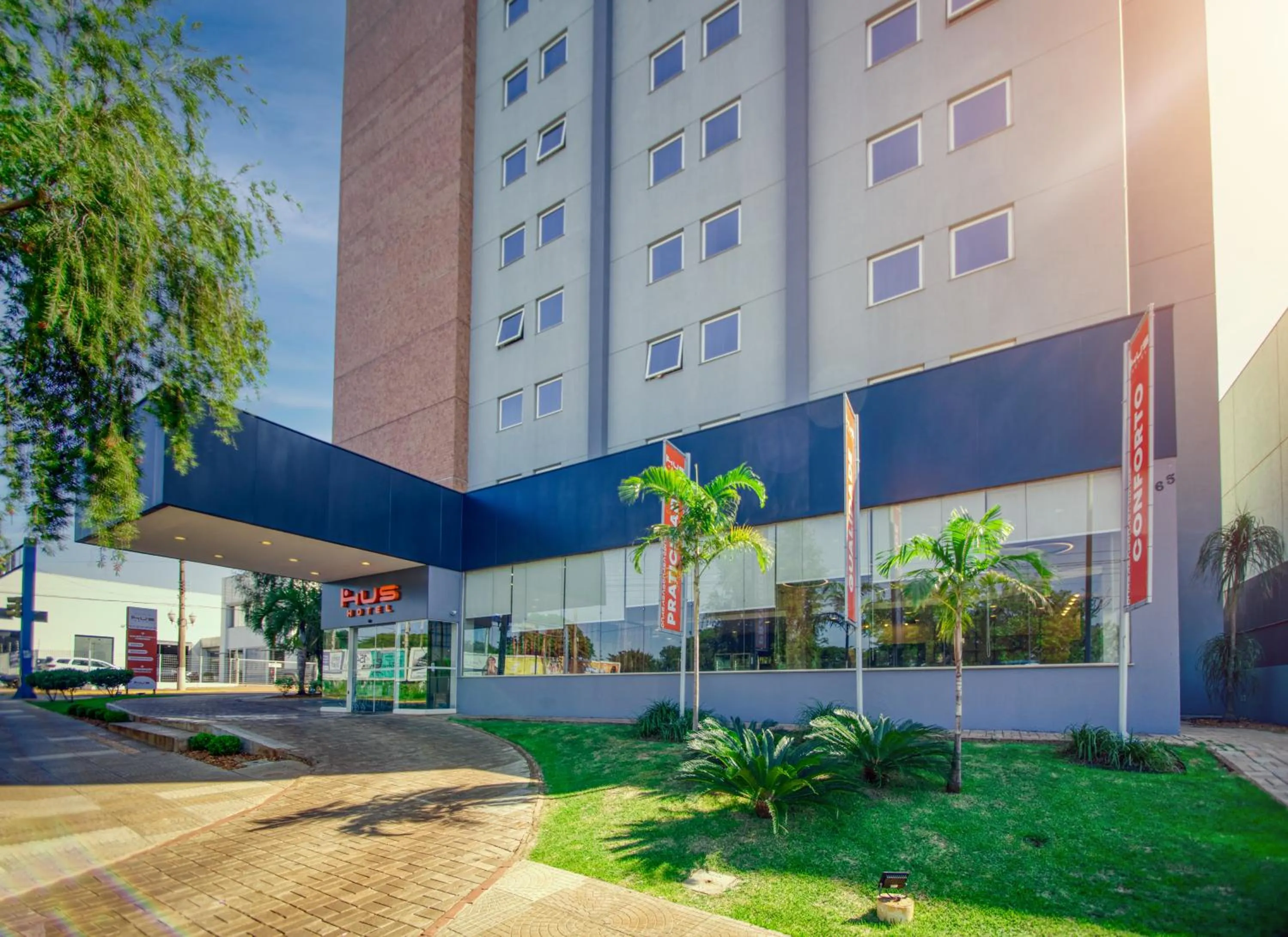 Property building in HUS HOTEL Dourados