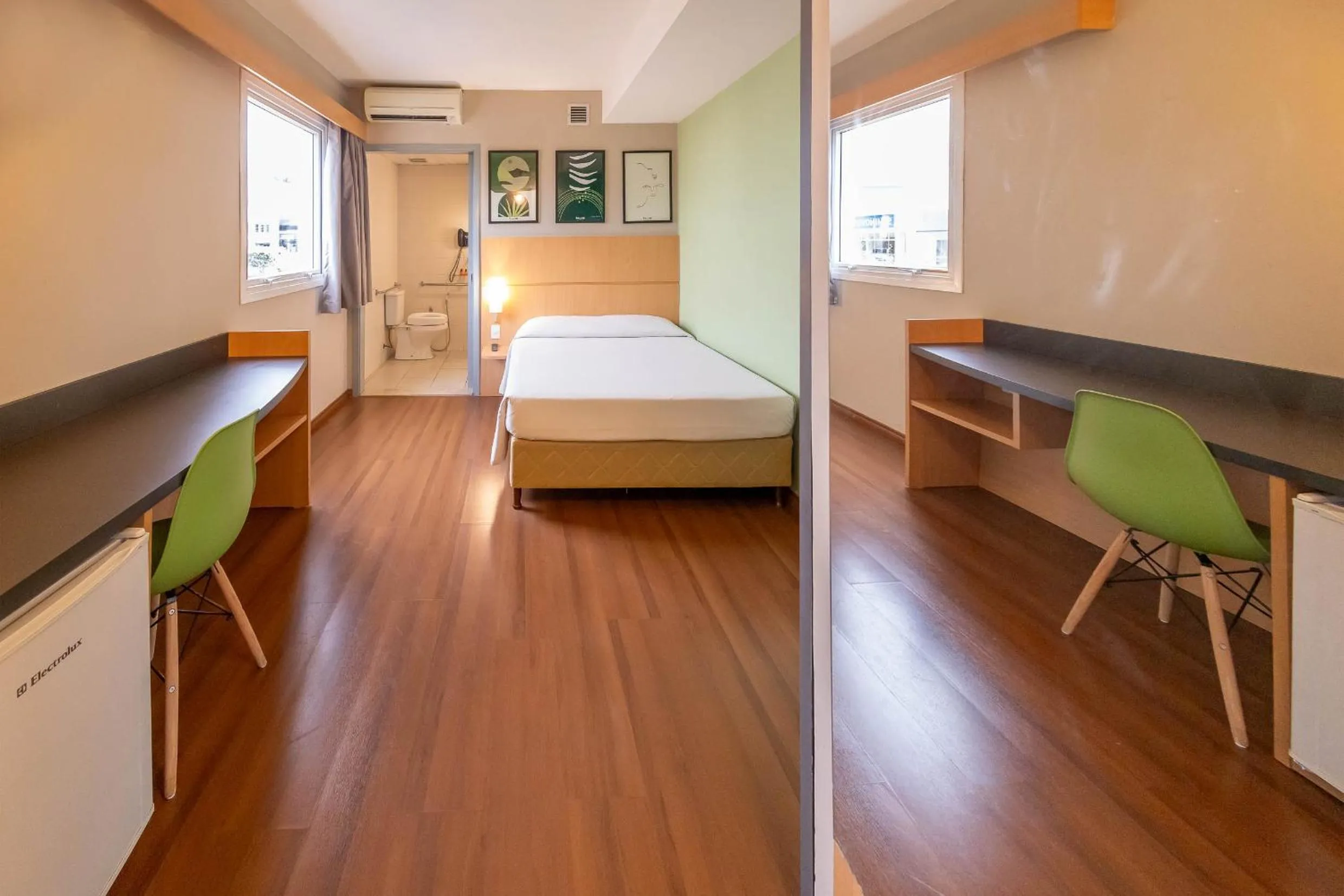 Photo of the whole room, Bed in HUS HOTEL Dourados