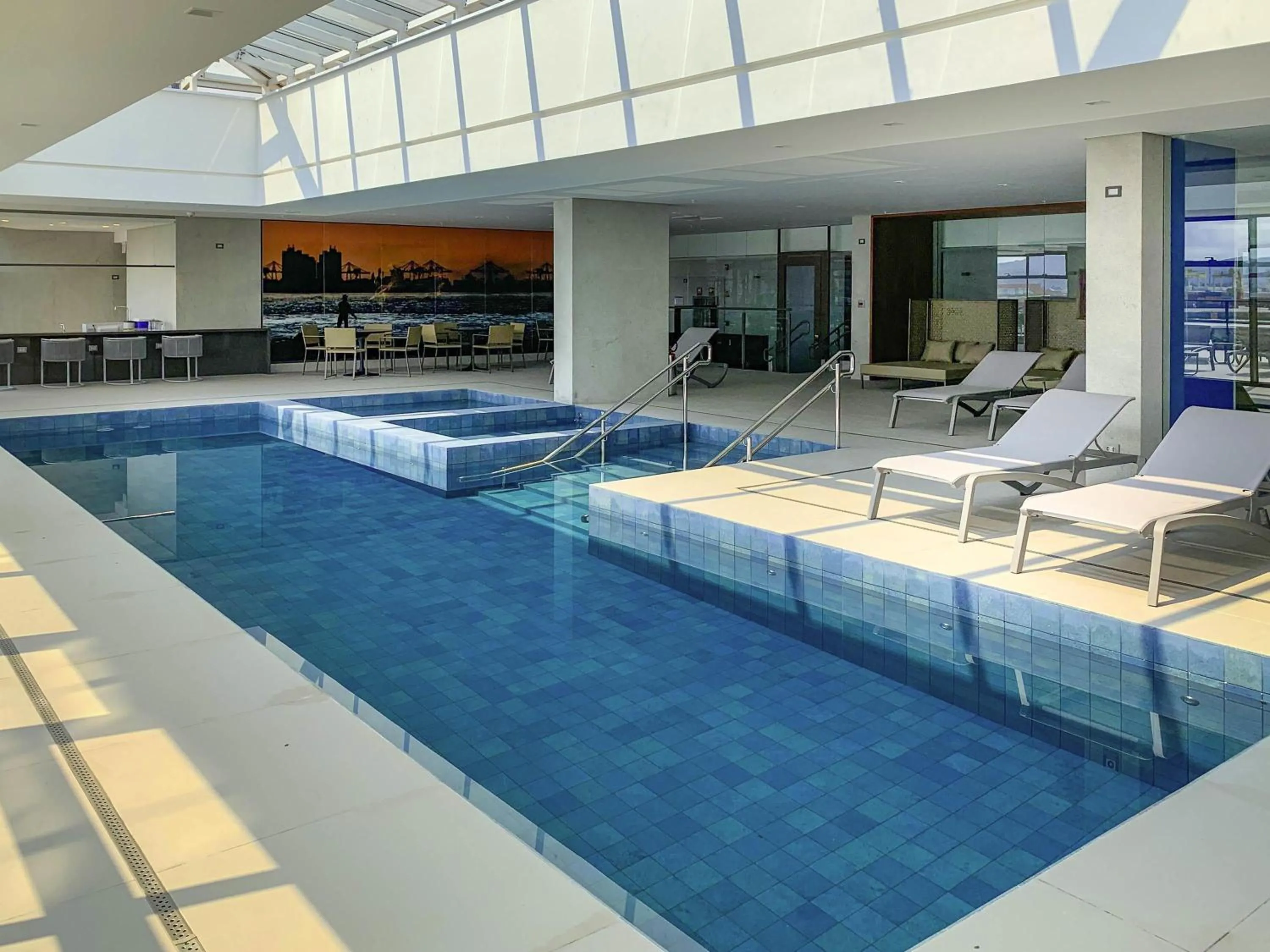 Property building in Mercure Itajai Navegantes