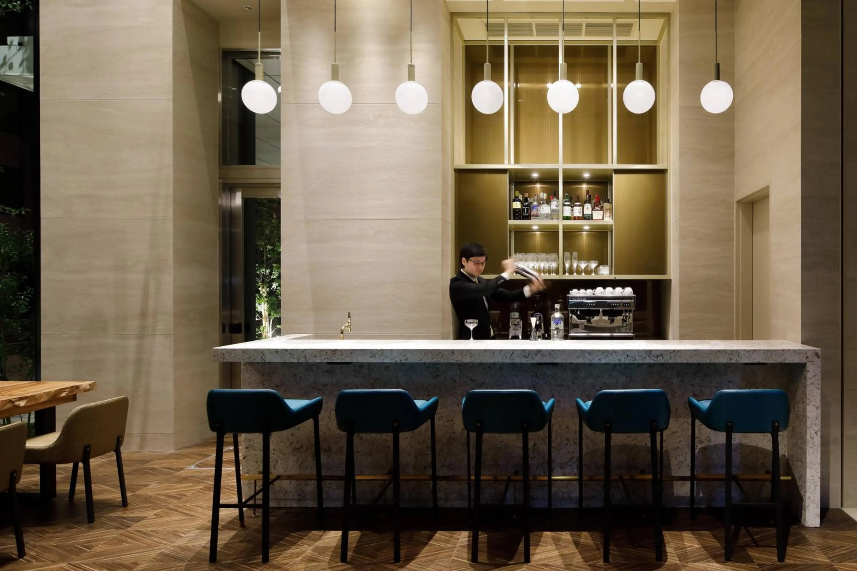 Lounge or bar in Courtyard by Marriott Osaka Honmachi