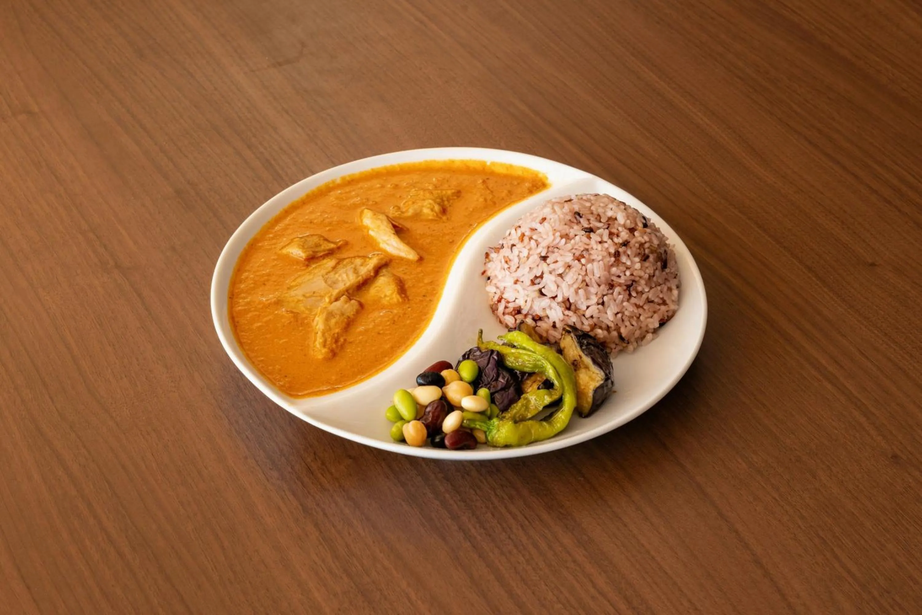 Restaurant/places to eat in Courtyard by Marriott Osaka Honmachi