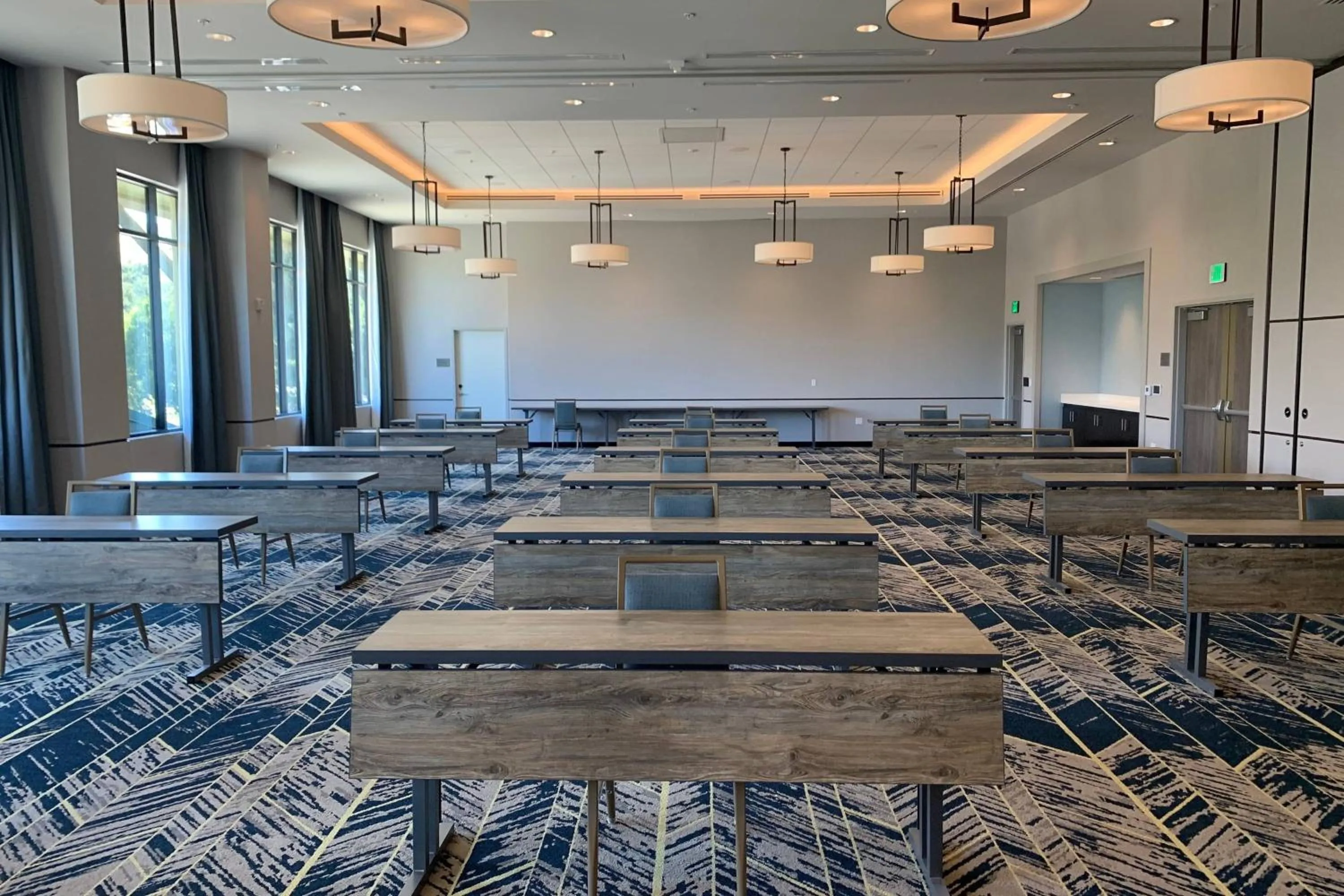 Meeting/conference room in Courtyard by Marriott Thousand Oaks Agoura Hills