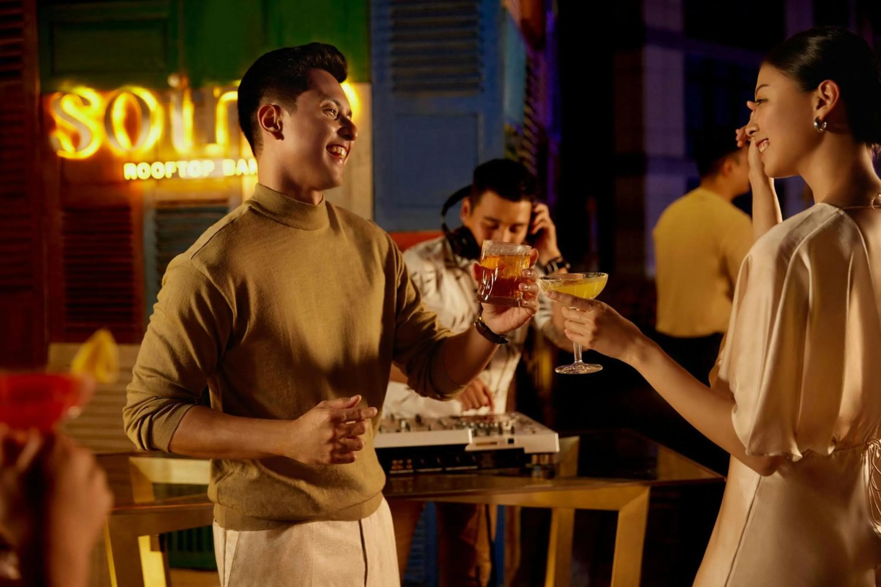 Lounge or bar in Four Points by Sheraton Surabaya, Pakuwon Indah