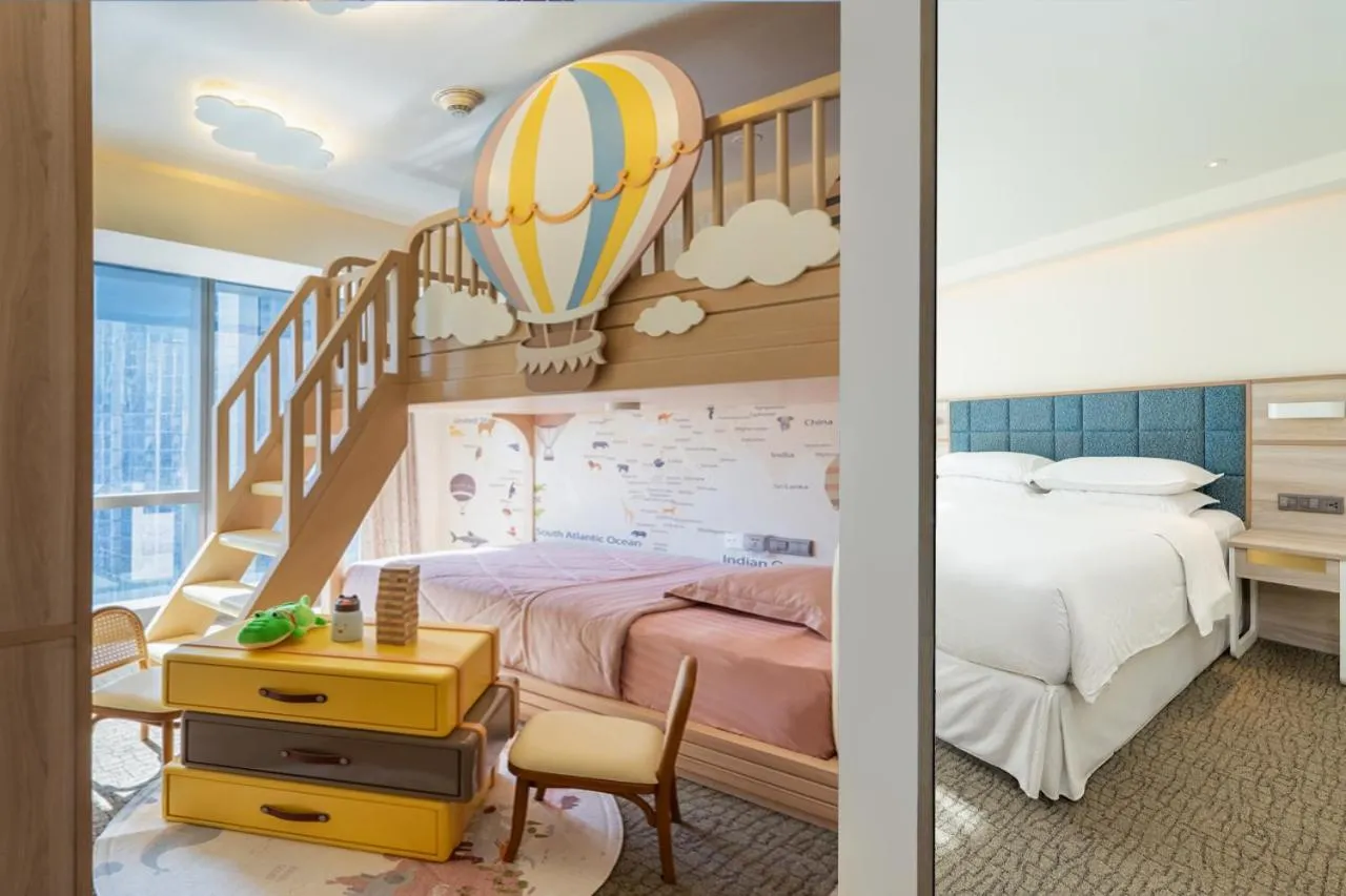 Bed in Four Points by Sheraton Surabaya, Pakuwon Indah