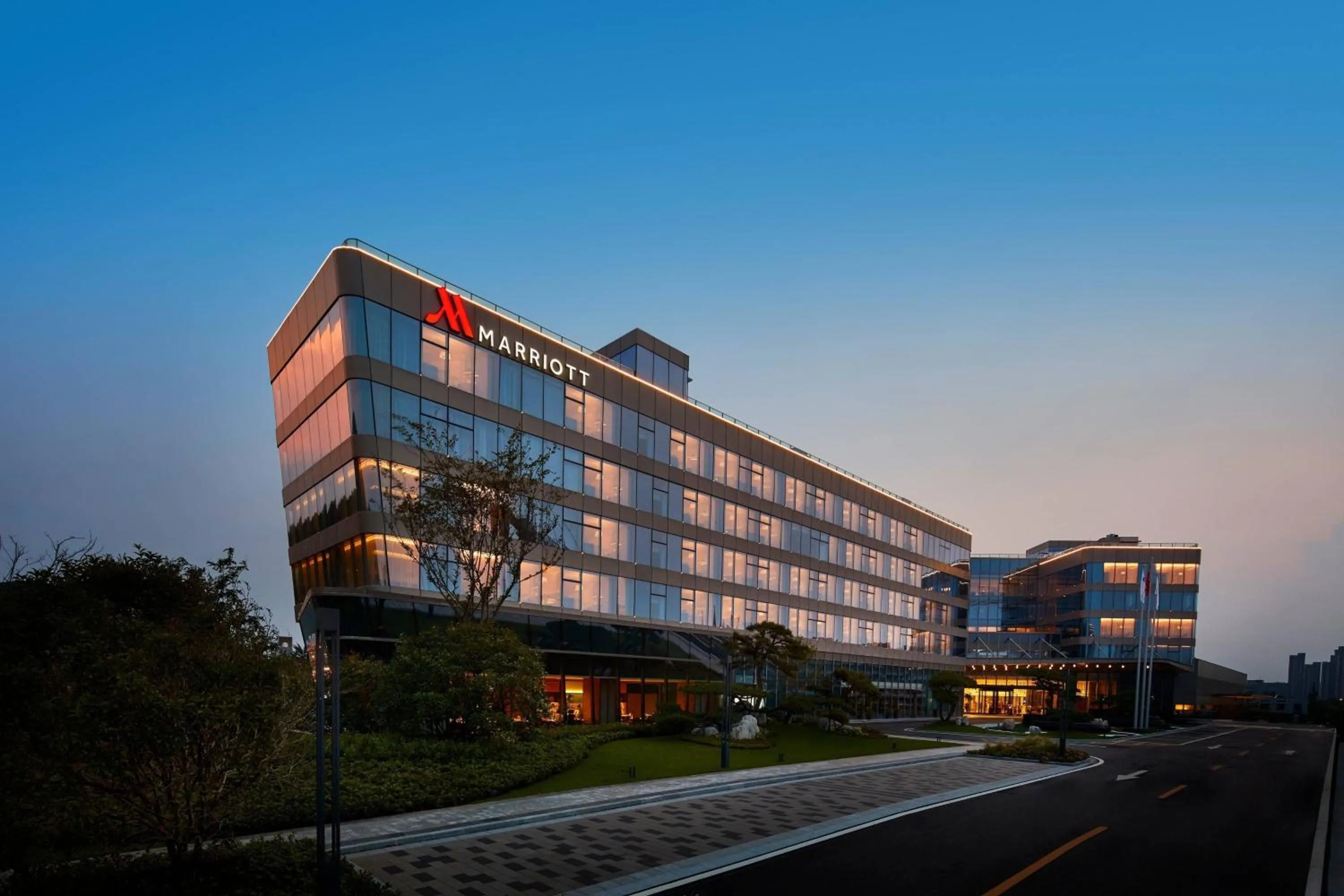 Property building in Xuzhou Marriott Hotel Lakeview
