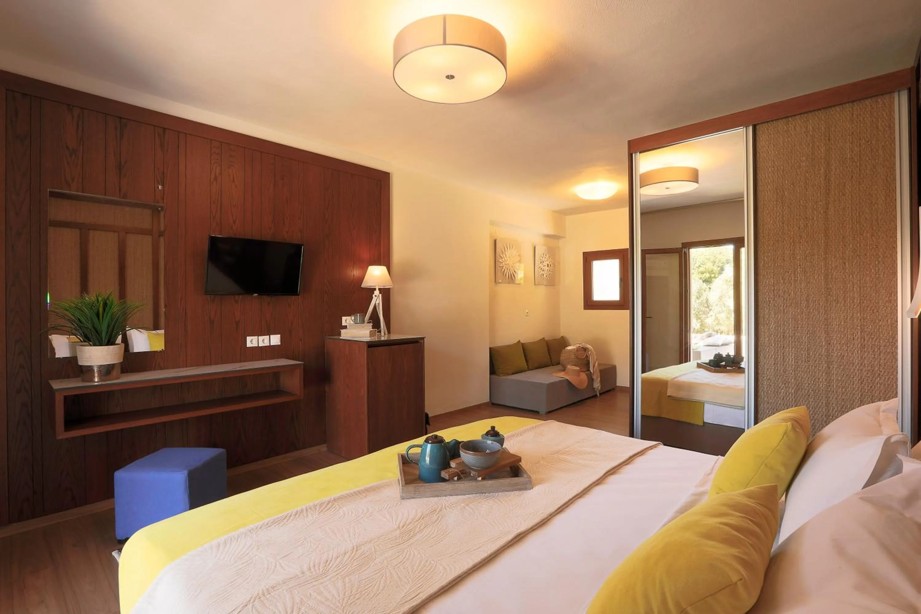 Bedroom, Bed in Skiathos Avaton Hotel, Philian Hotels & Resorts