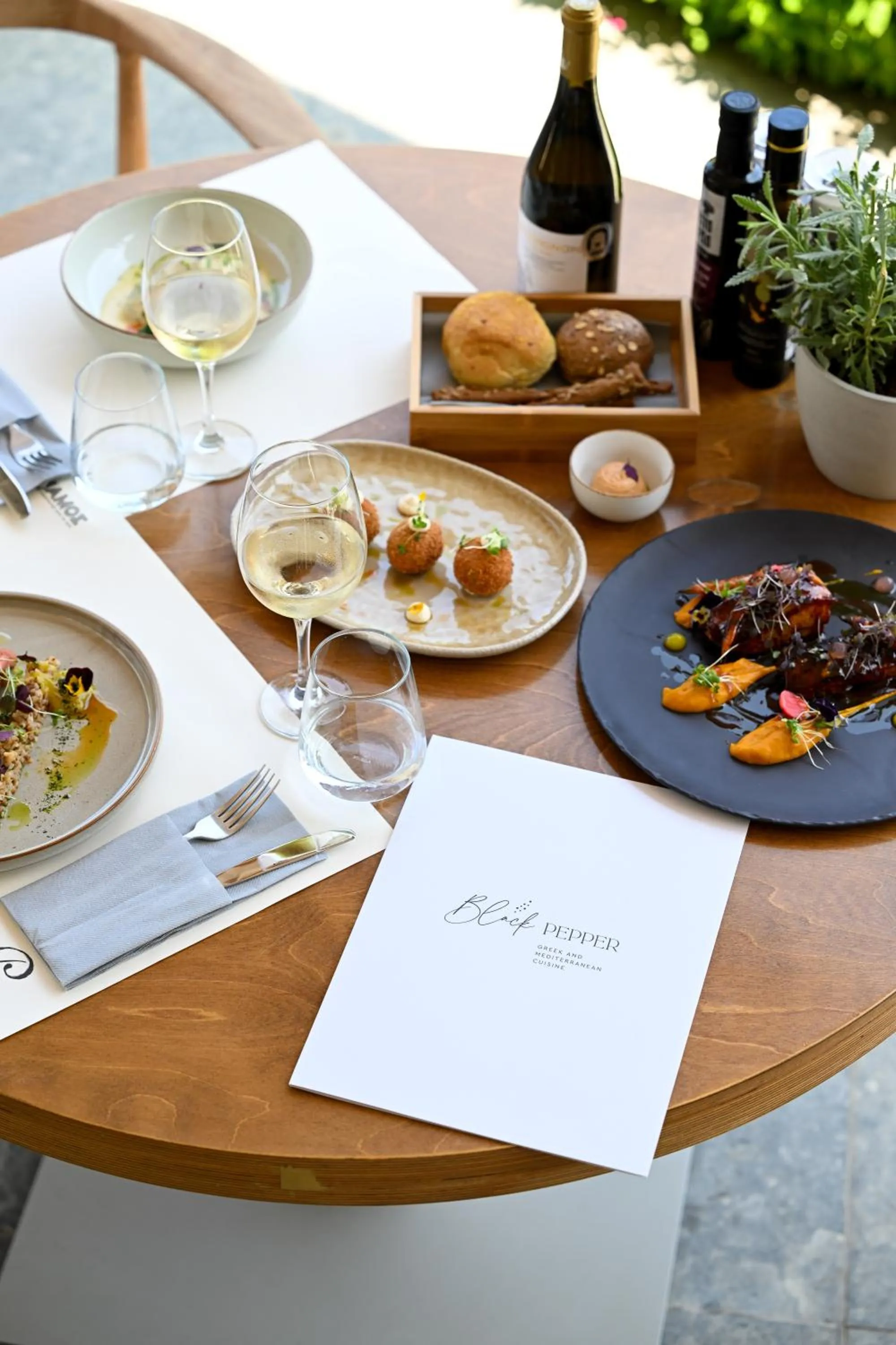 Restaurant/places to eat in Skiathos Avaton Hotel, Philian Hotels & Resorts