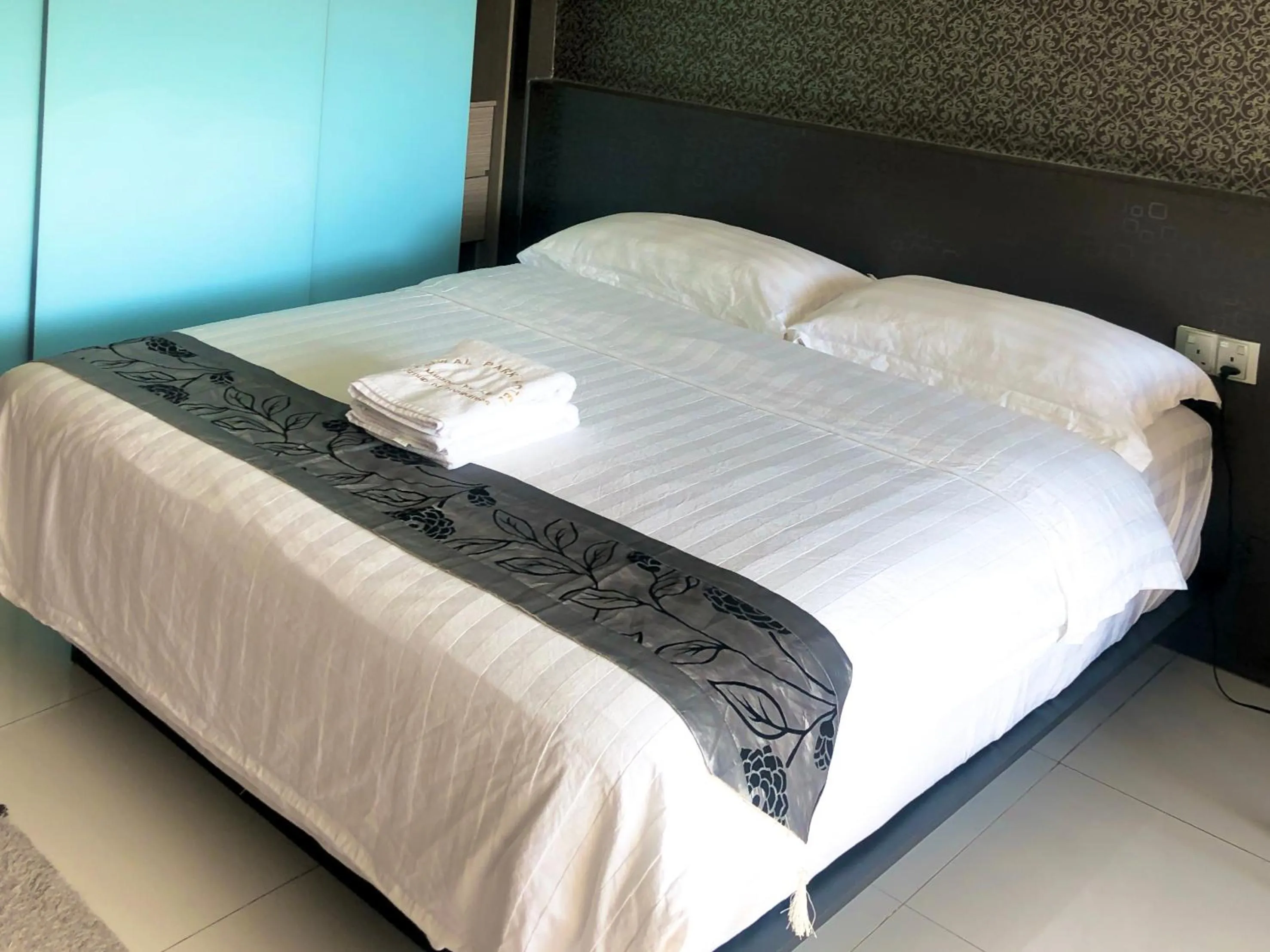 Bed in JJH Serviced Apartments near Serangoon MRT