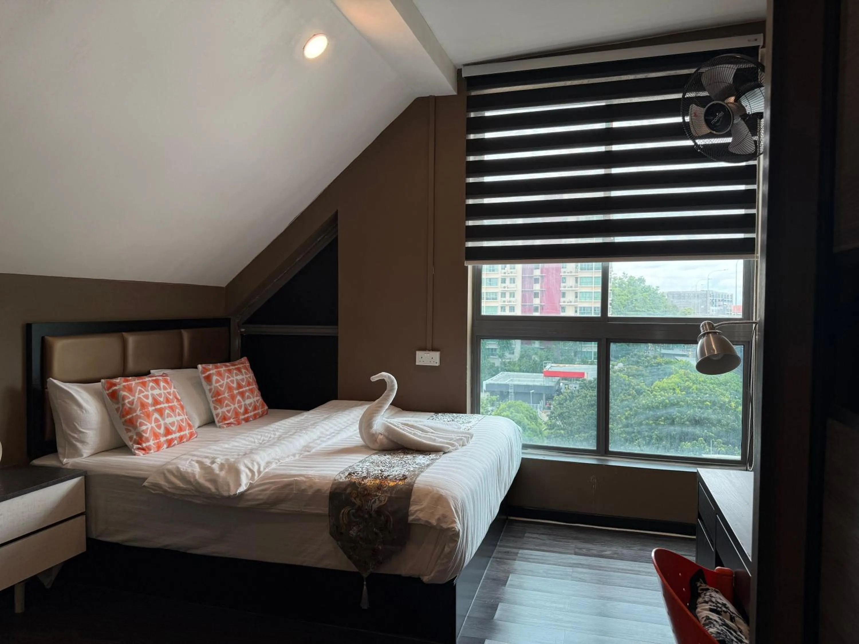 Bed in JJH Serviced Apartments near Serangoon MRT