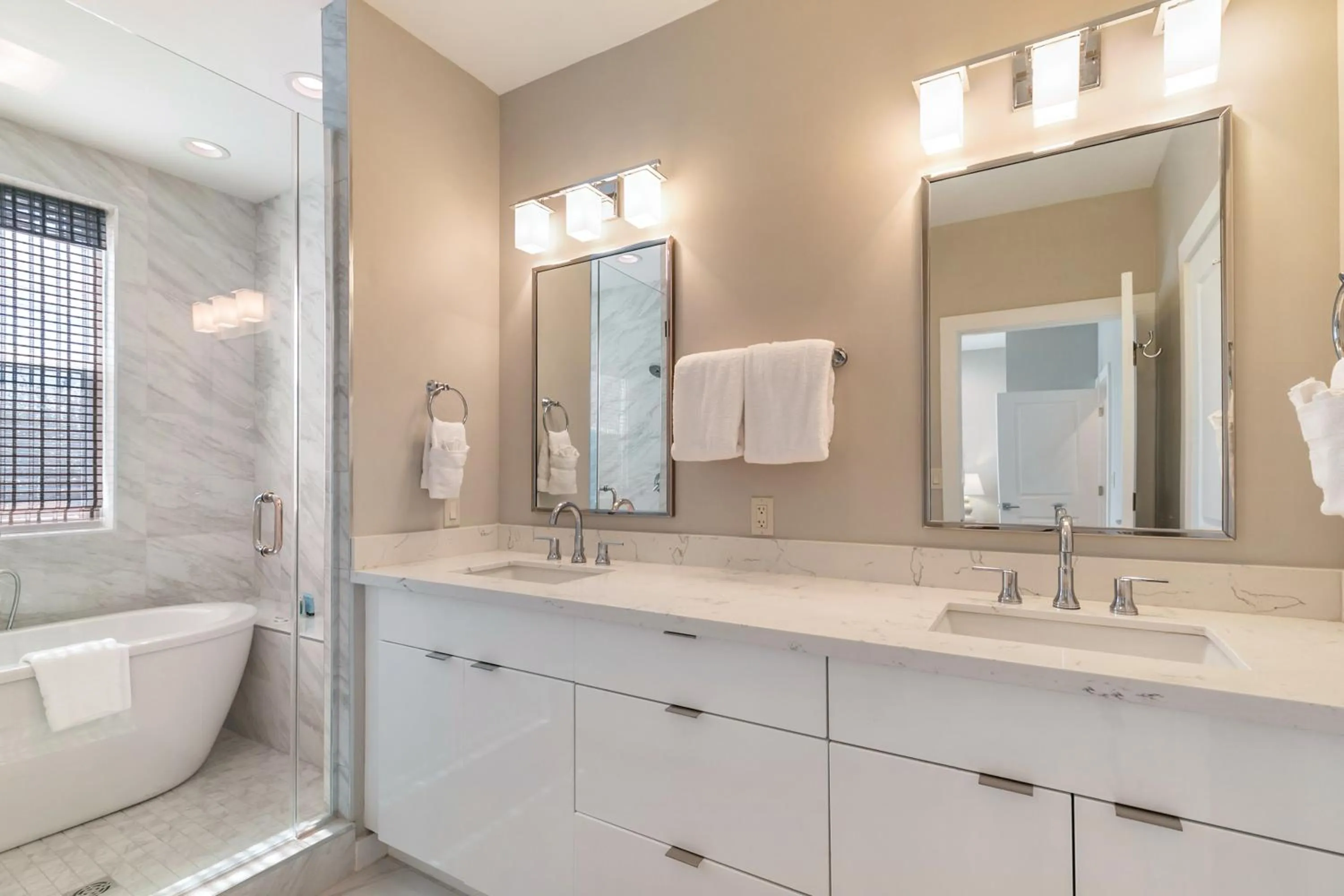 Bathroom in Bienville Villas: Brand New 4BR