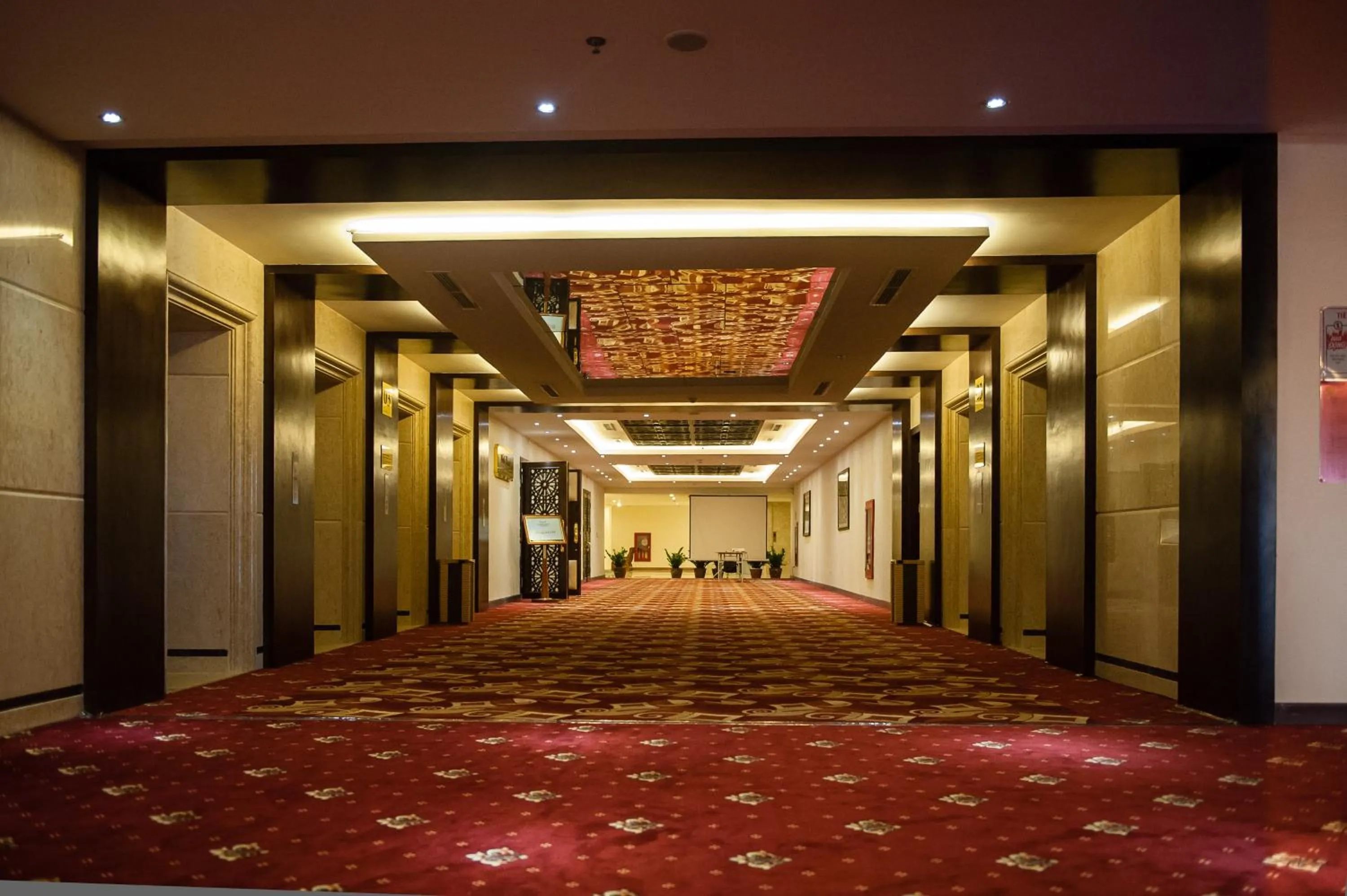 Decorative detail in Muong Thanh Luxury Song Lam Hotel