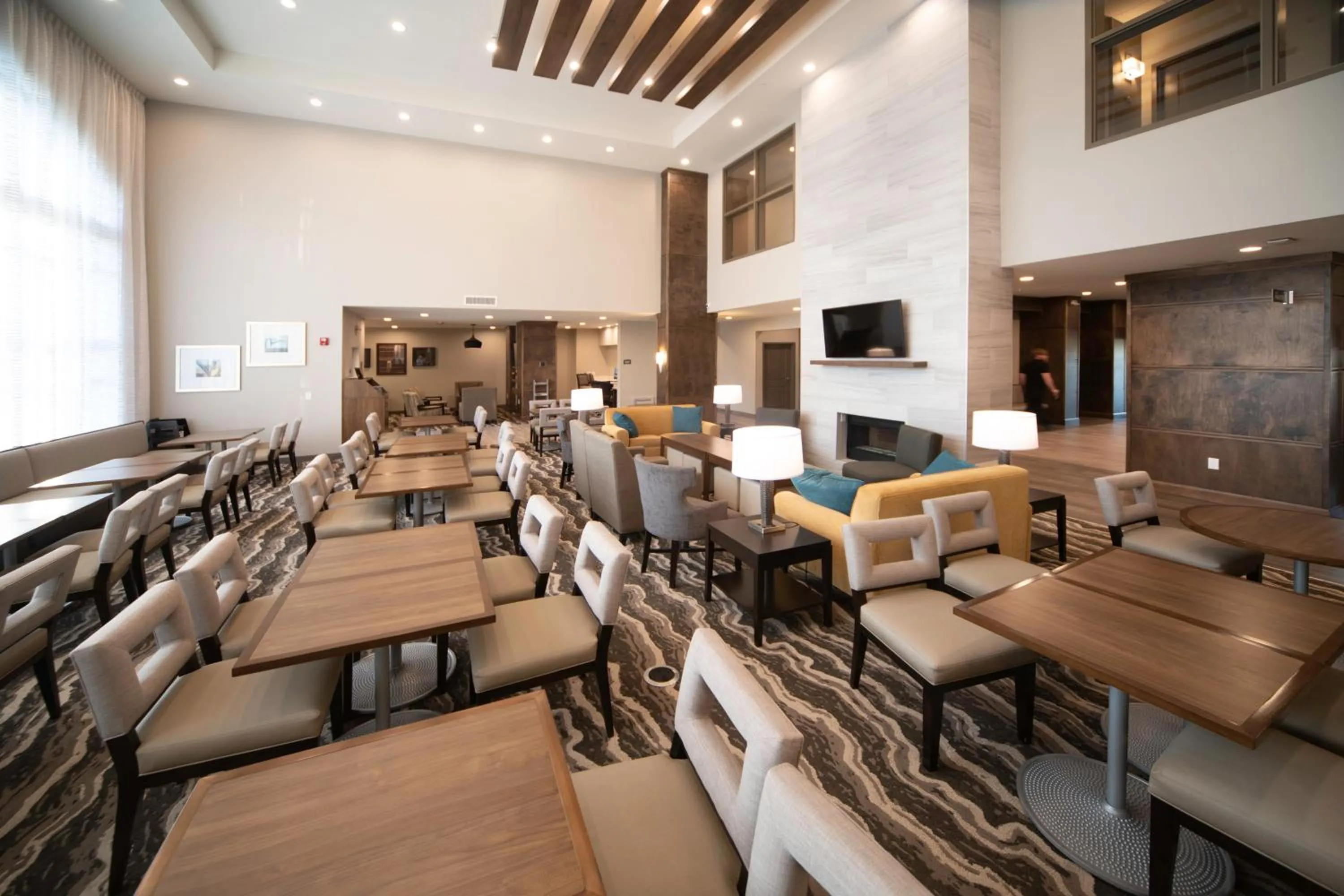 Breakfast in Staybridge Suites Florence - Cincinnati South by IHG