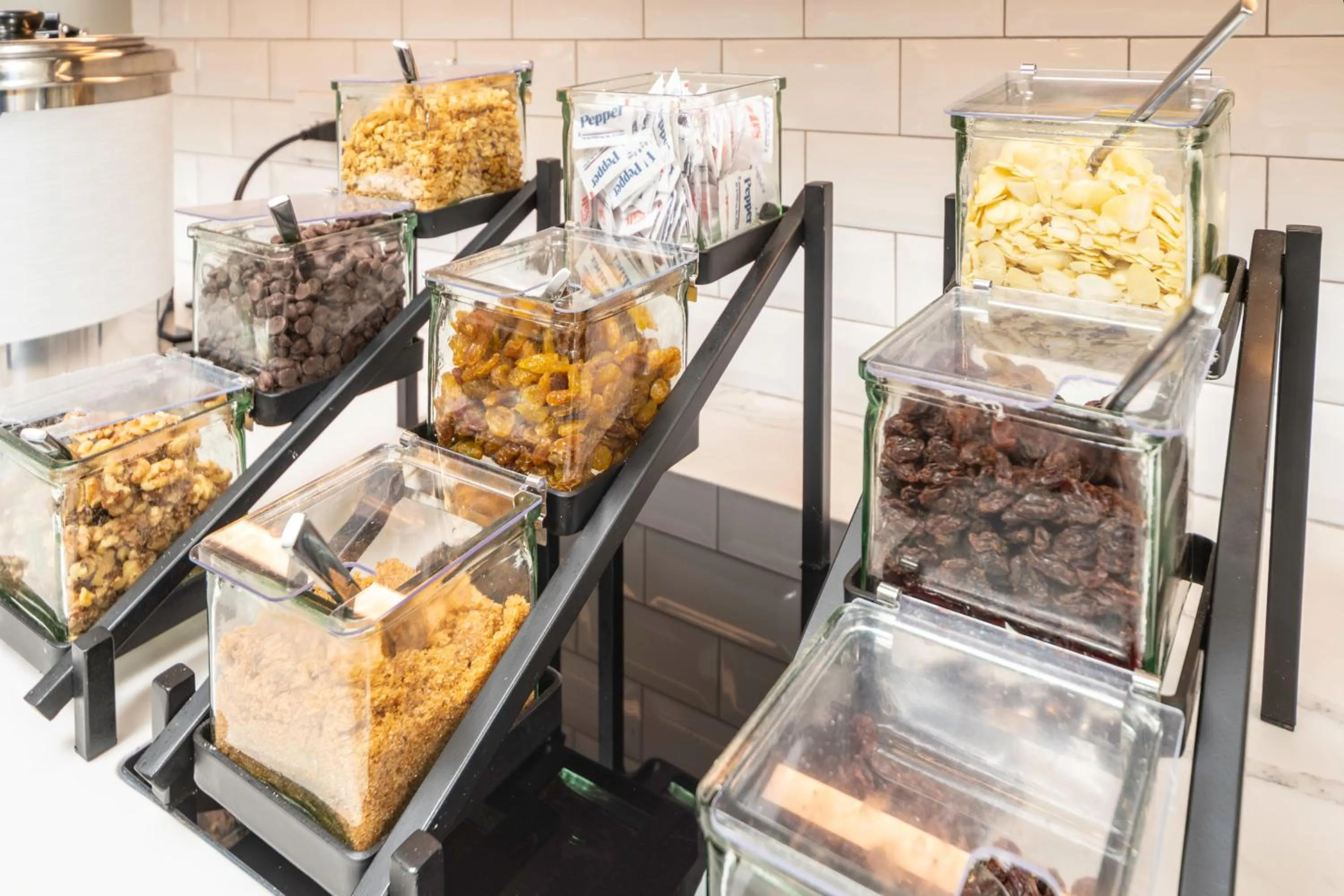 Breakfast in Staybridge Suites Florence - Cincinnati South by IHG