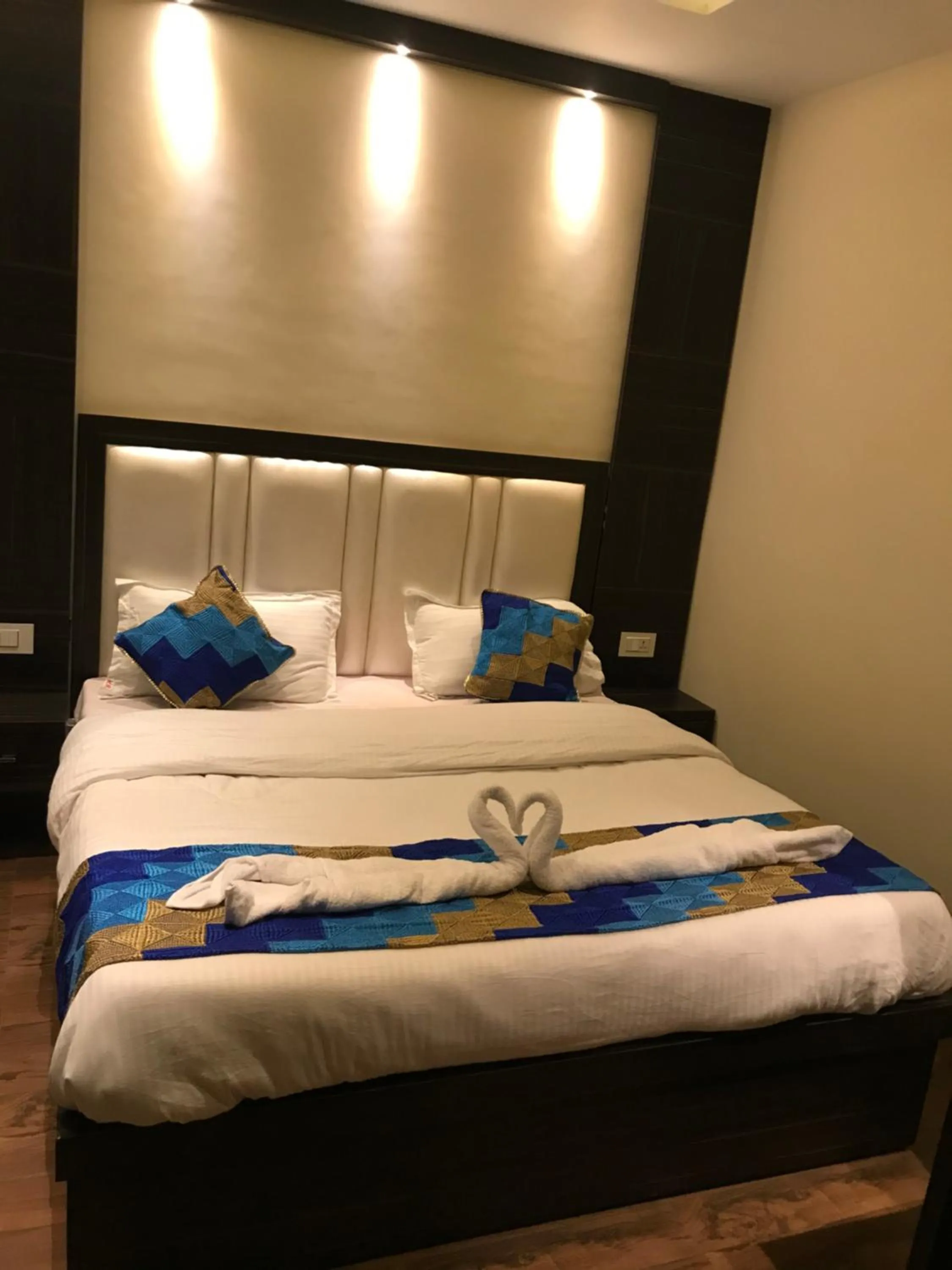 Bed in Hotel Kabir Residency