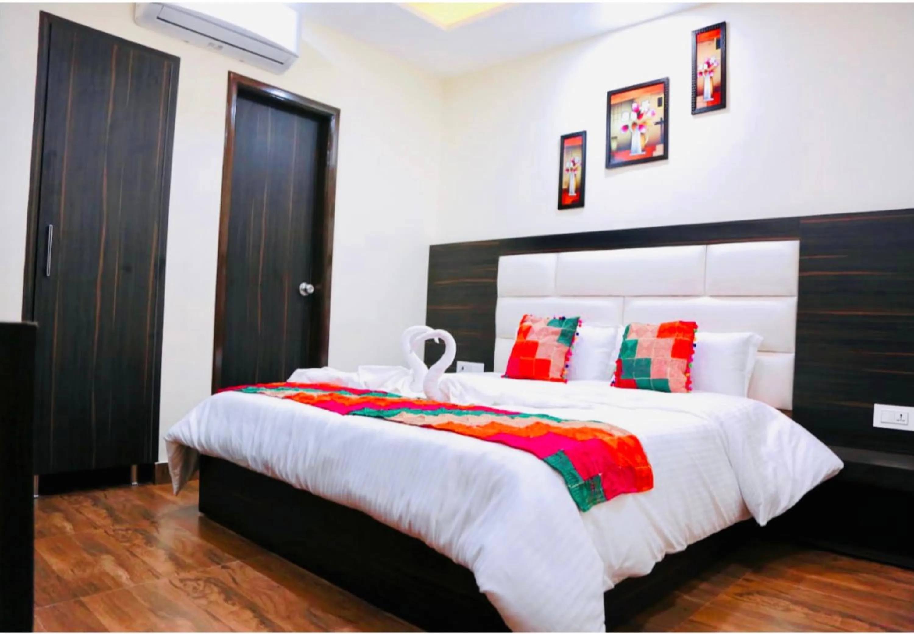 Bed in Hotel Kabir Residency