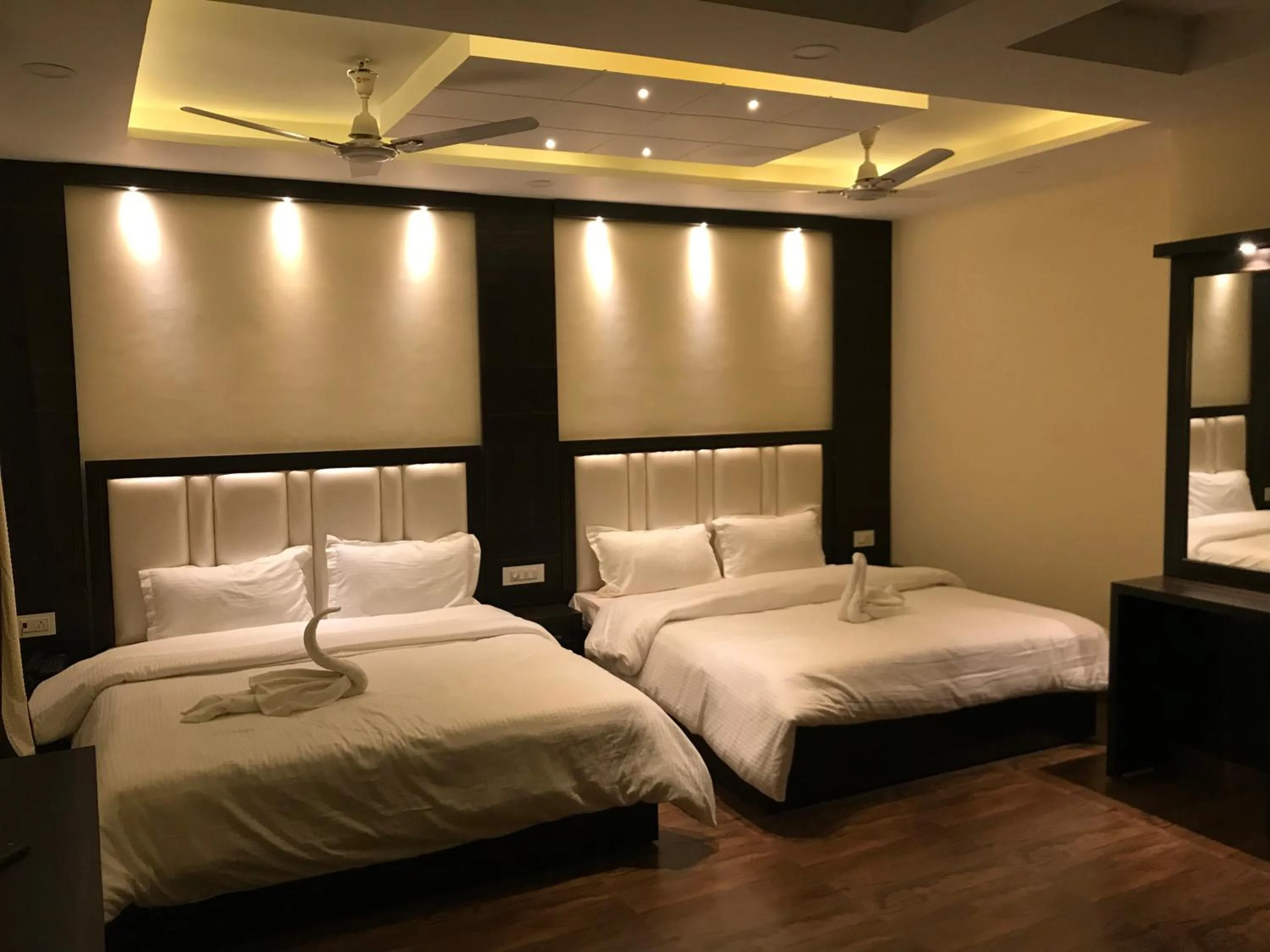 Bed in Hotel Kabir Residency