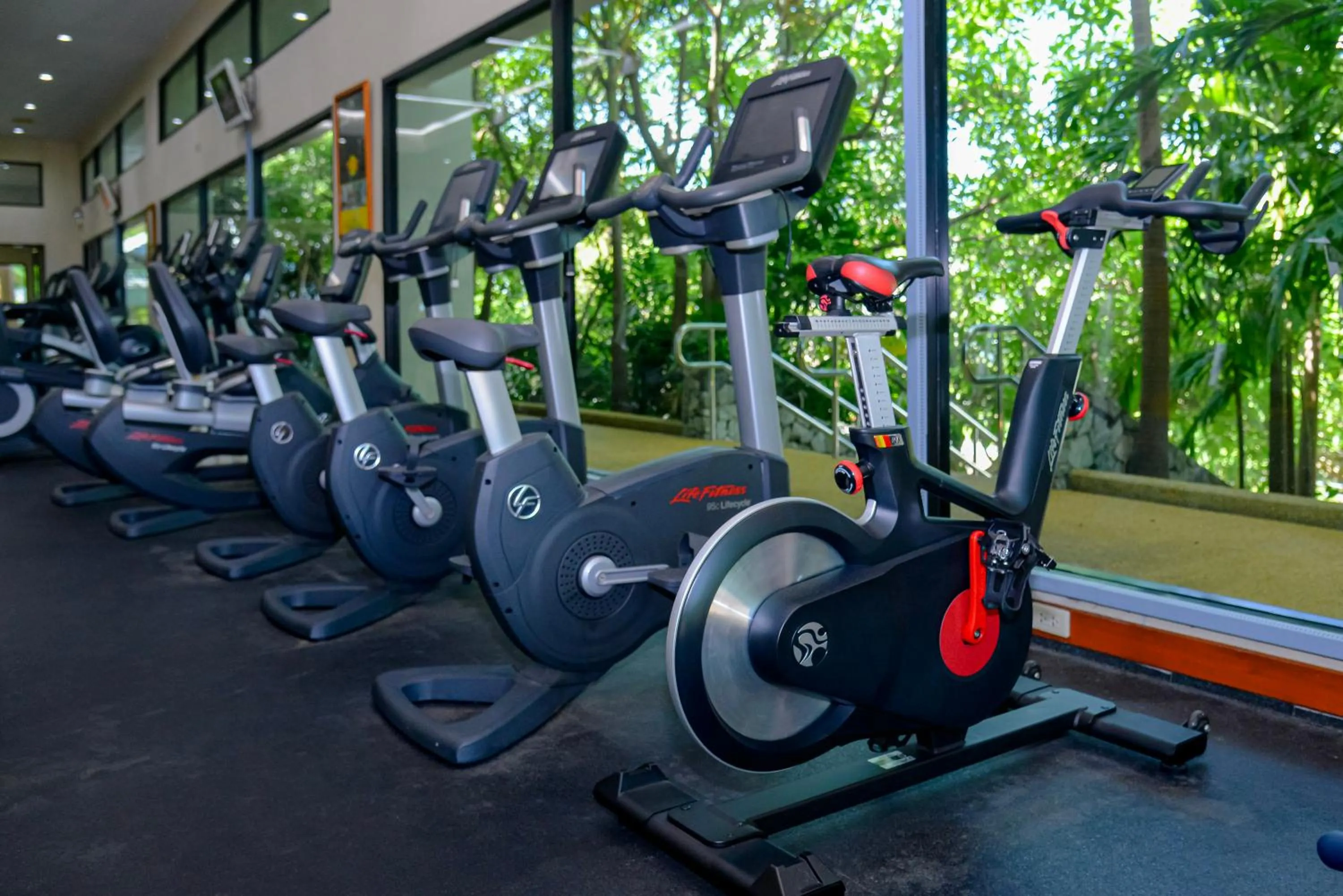 Fitness centre/facilities in Royal Wing Suites & Spa Pattaya