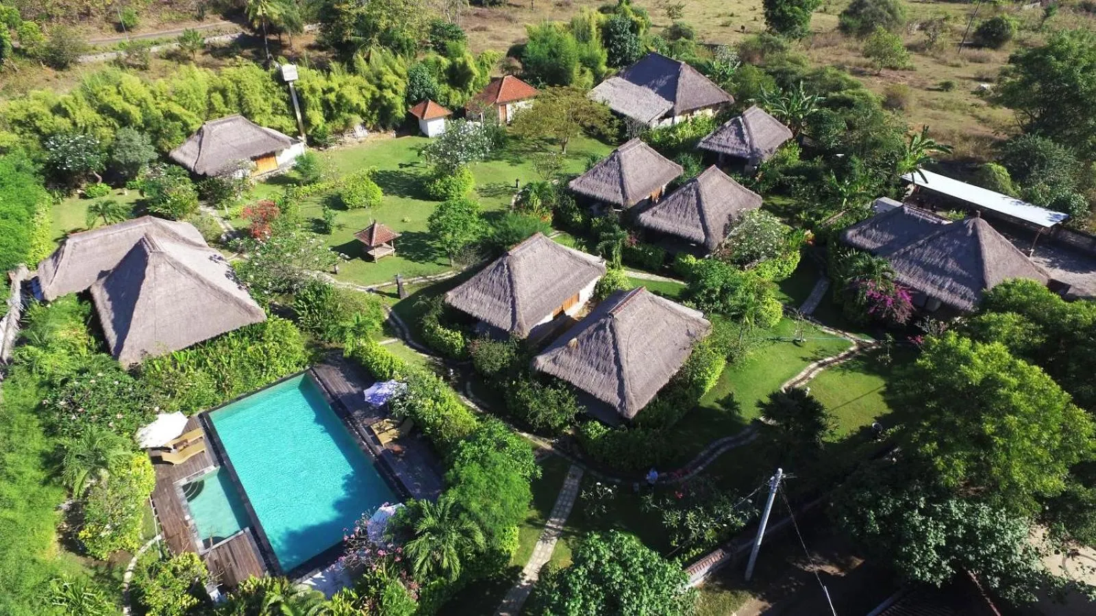 Property building in Sunia Loka Bungalows & Dive Center