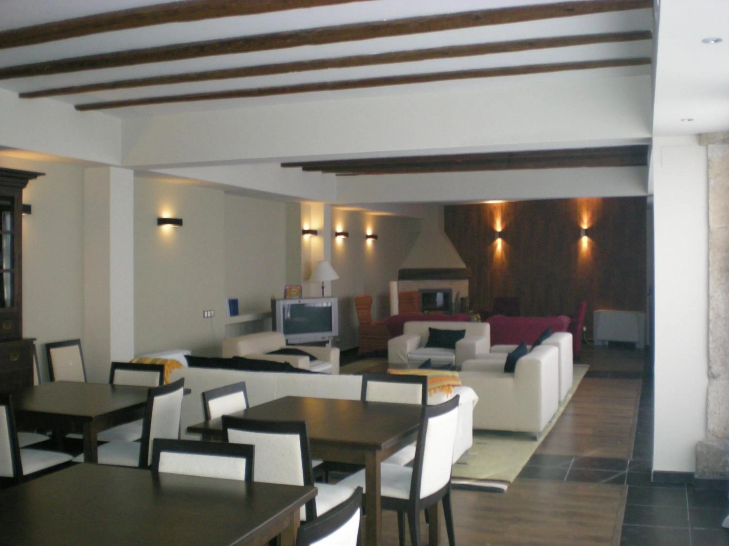 Lounge or bar in Posada La Casona de Valbuena