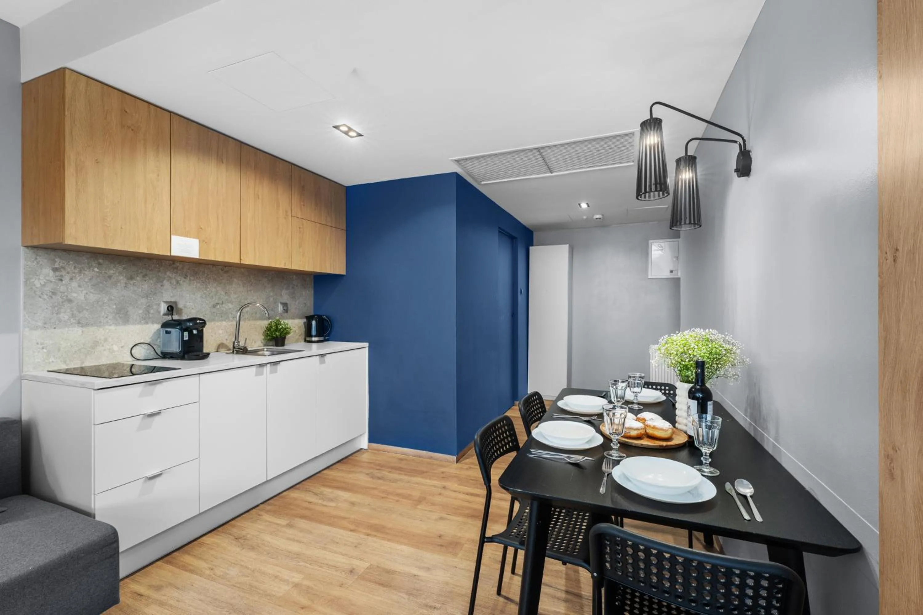 Kitchen or kitchenette in Szewska 7 Apartments