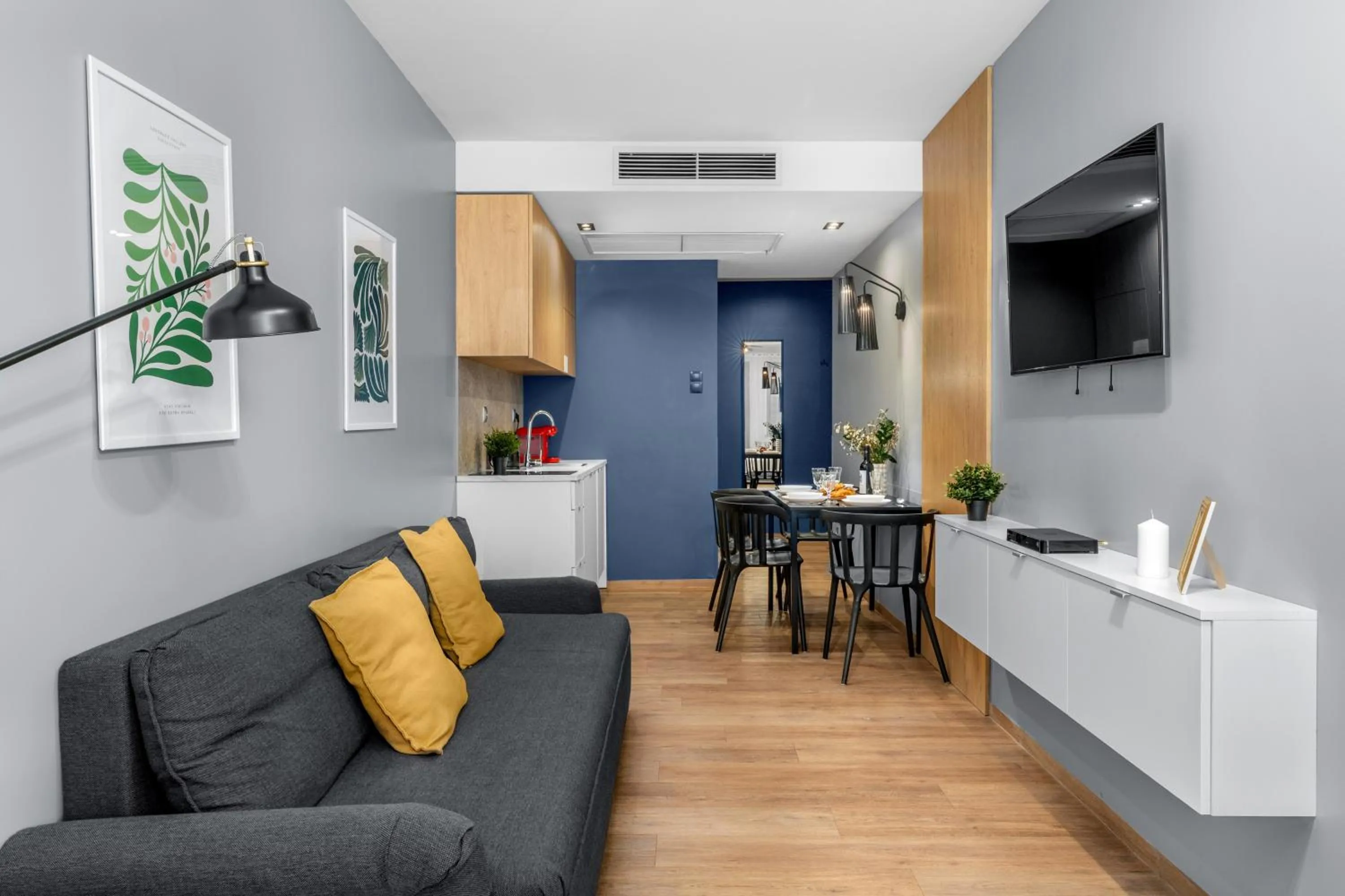 Kitchen or kitchenette in Szewska 7 Apartments