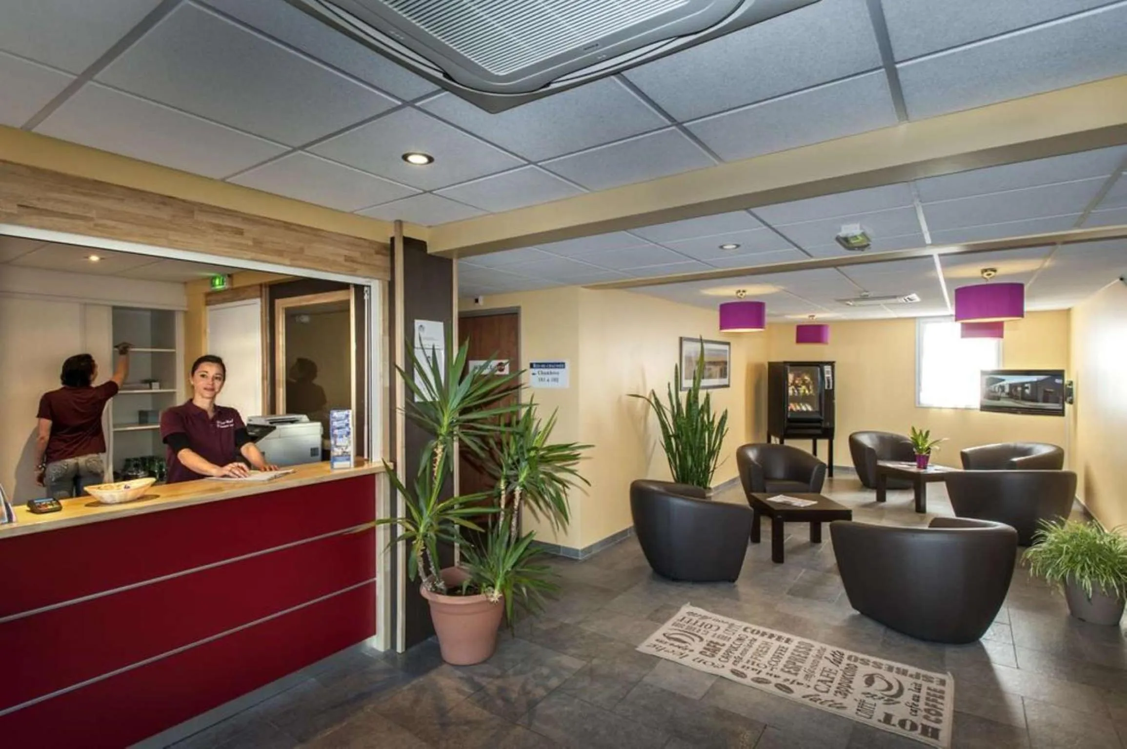 Lobby or reception in Brit Hotel Confort Villeneuve Sur Lot