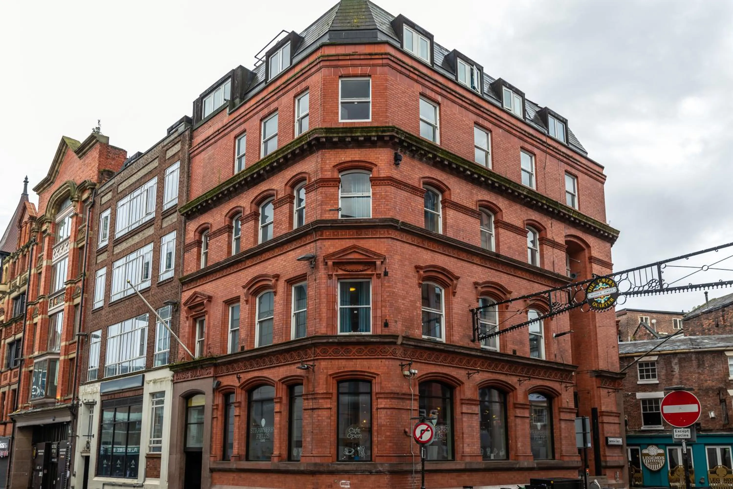 Property building in Kabannas Liverpool