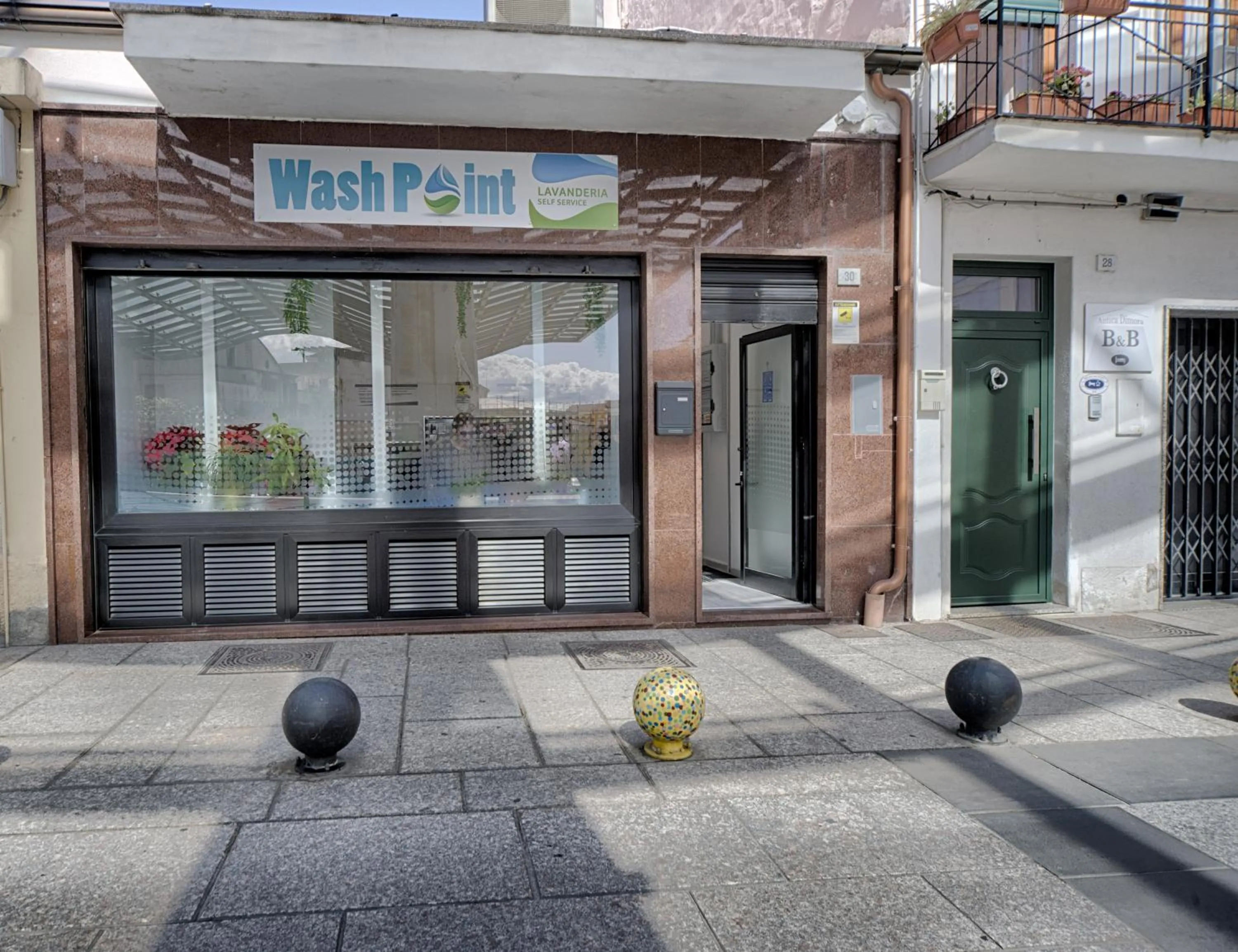 Facade/entrance in B&B Antica Dimora