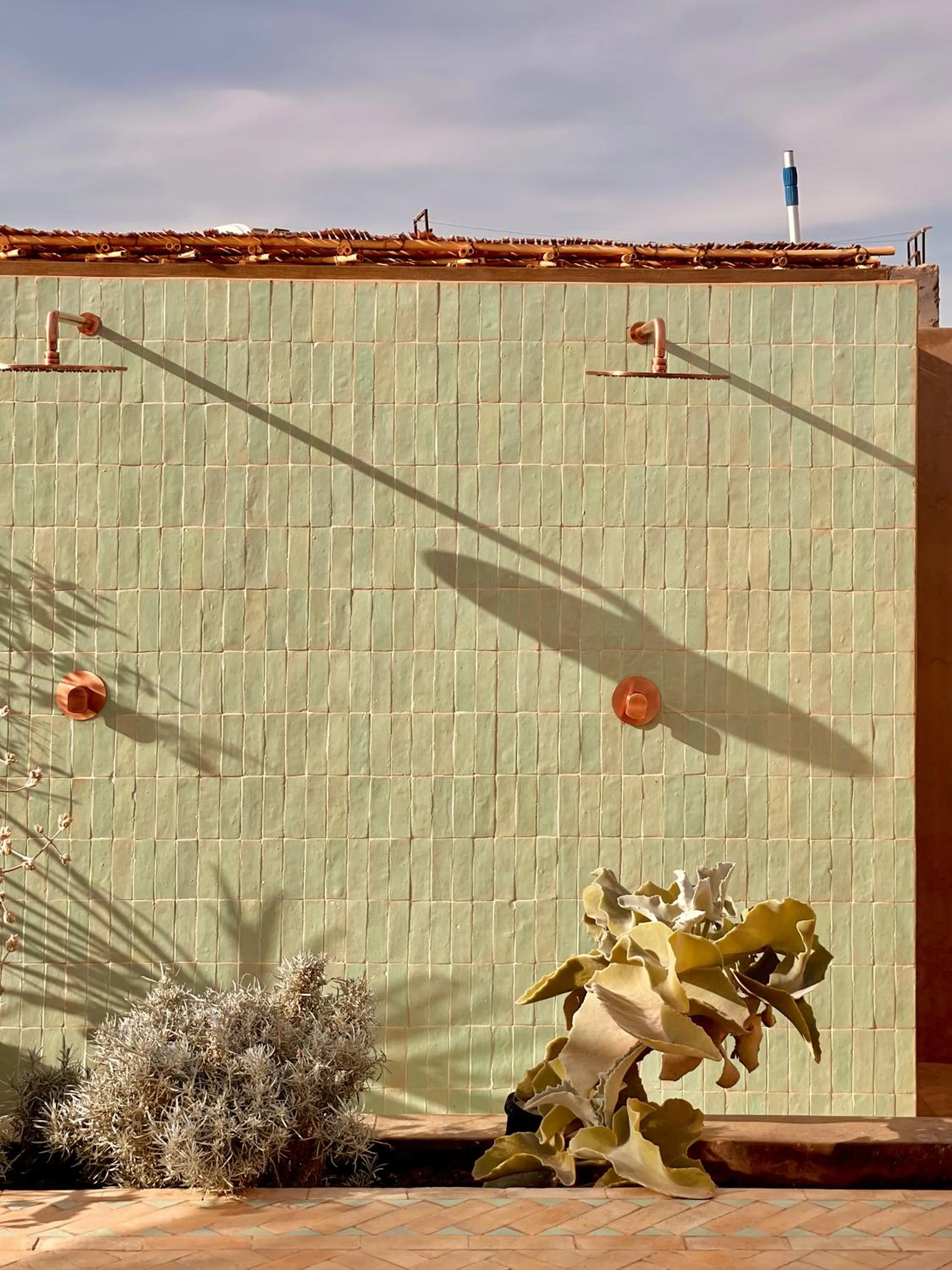 Shower in 72 Hotel & Spa