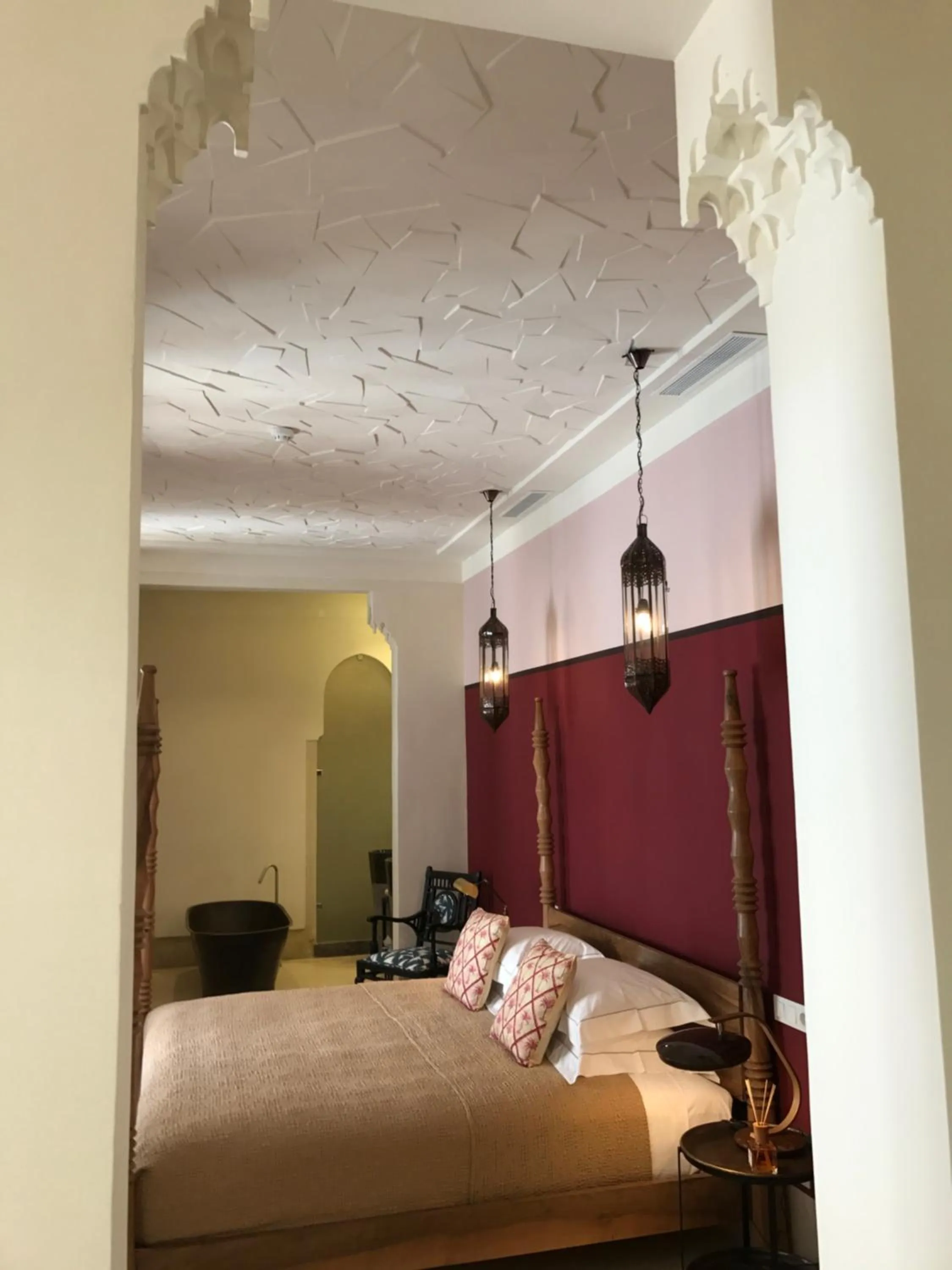 Decorative detail, Bed in 72 Hotel & Spa