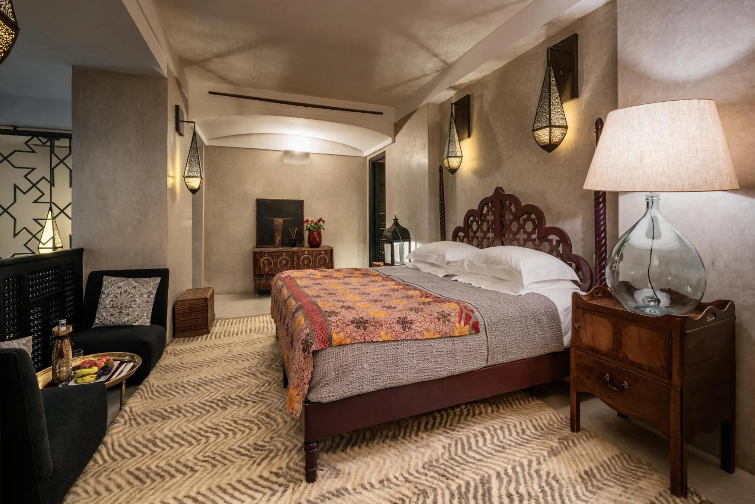 Photo of the whole room, Bed in 72 Hotel & Spa