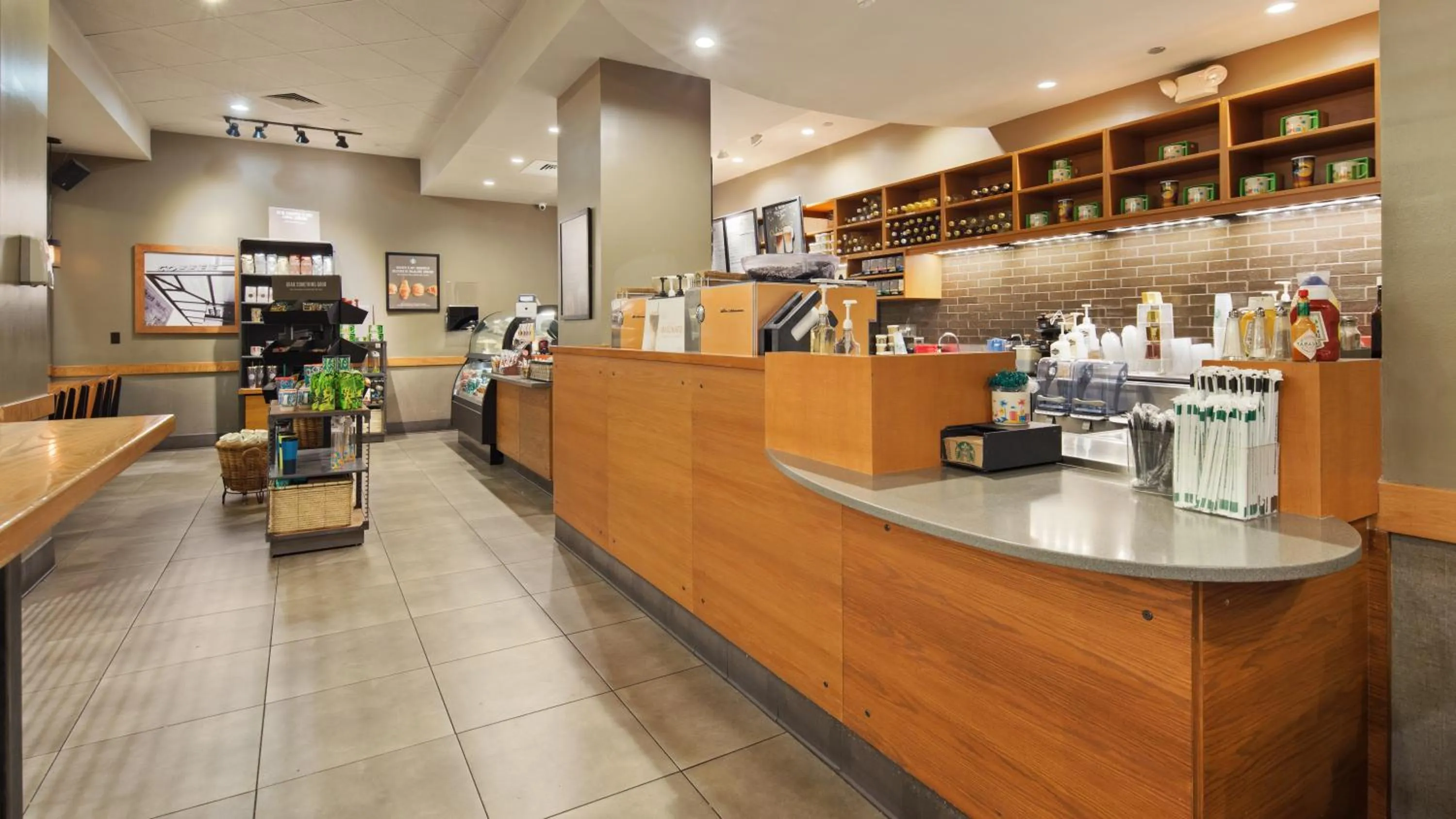 Coffee/tea facilities in The Florida Hotel & Conference Center in the Florida Mall
