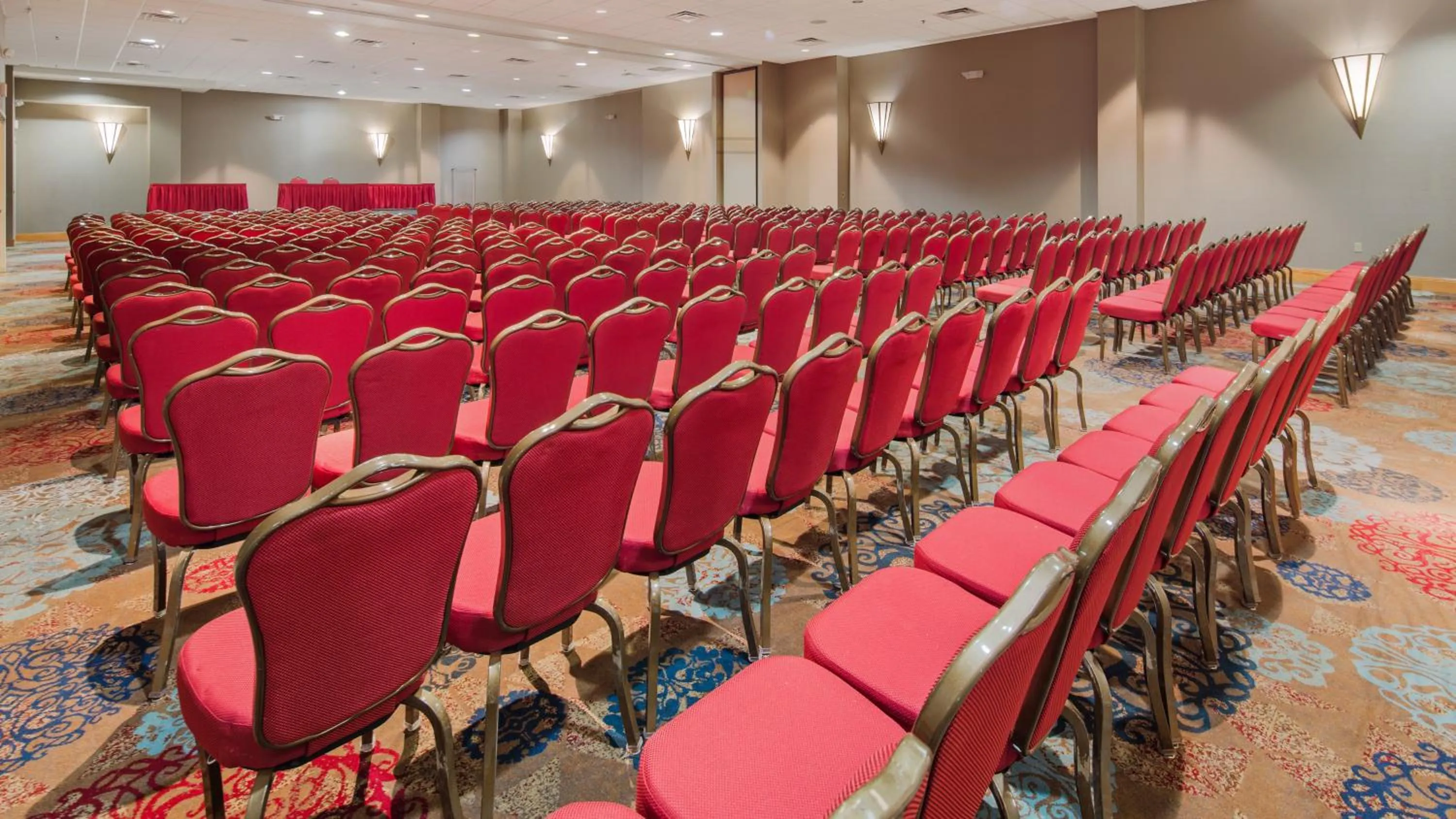 Meeting/conference room in The Florida Hotel & Conference Center in the Florida Mall