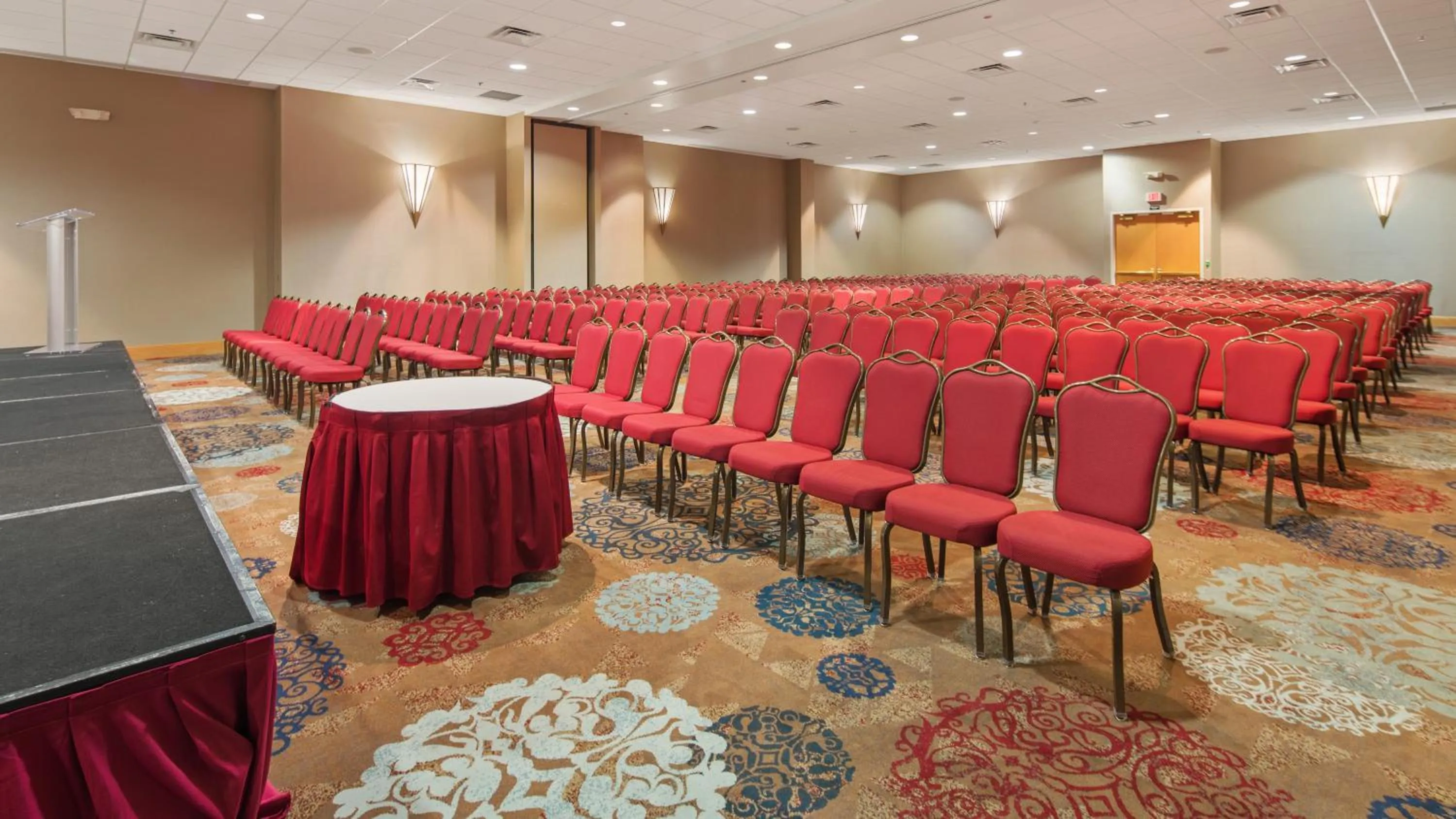 Meeting/conference room in The Florida Hotel & Conference Center in the Florida Mall