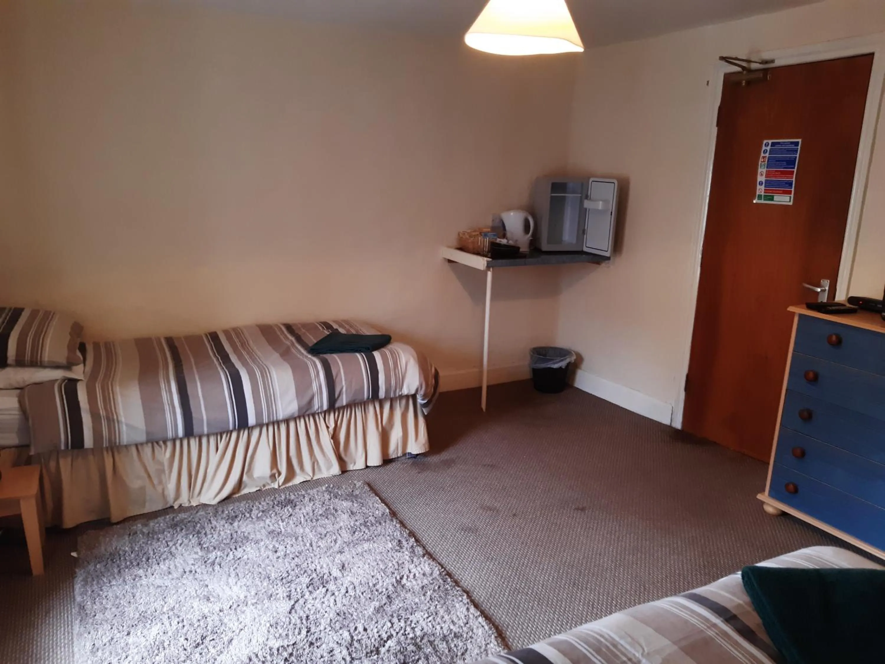 Bedroom in The Rampant Horse Public House