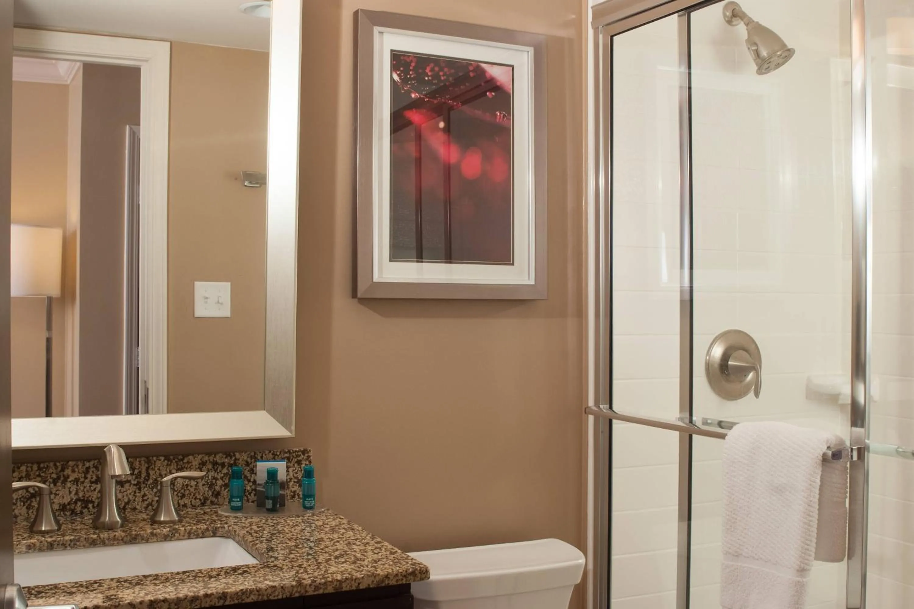 Bathroom in Delta Hotels by Marriott Orlando Lake Buena Vista