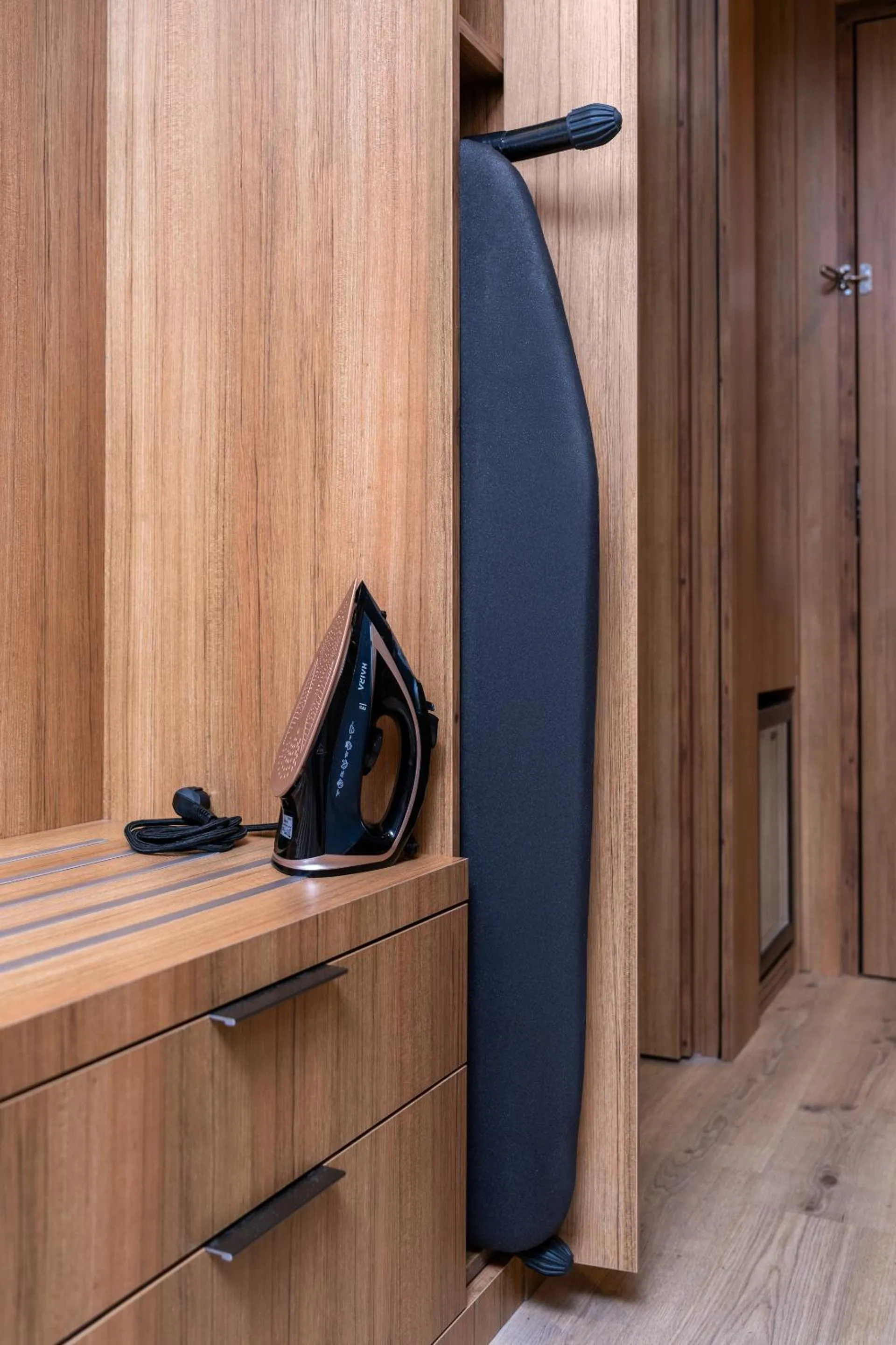 flat iron in Best Western Premier Hidden Hills Hotel