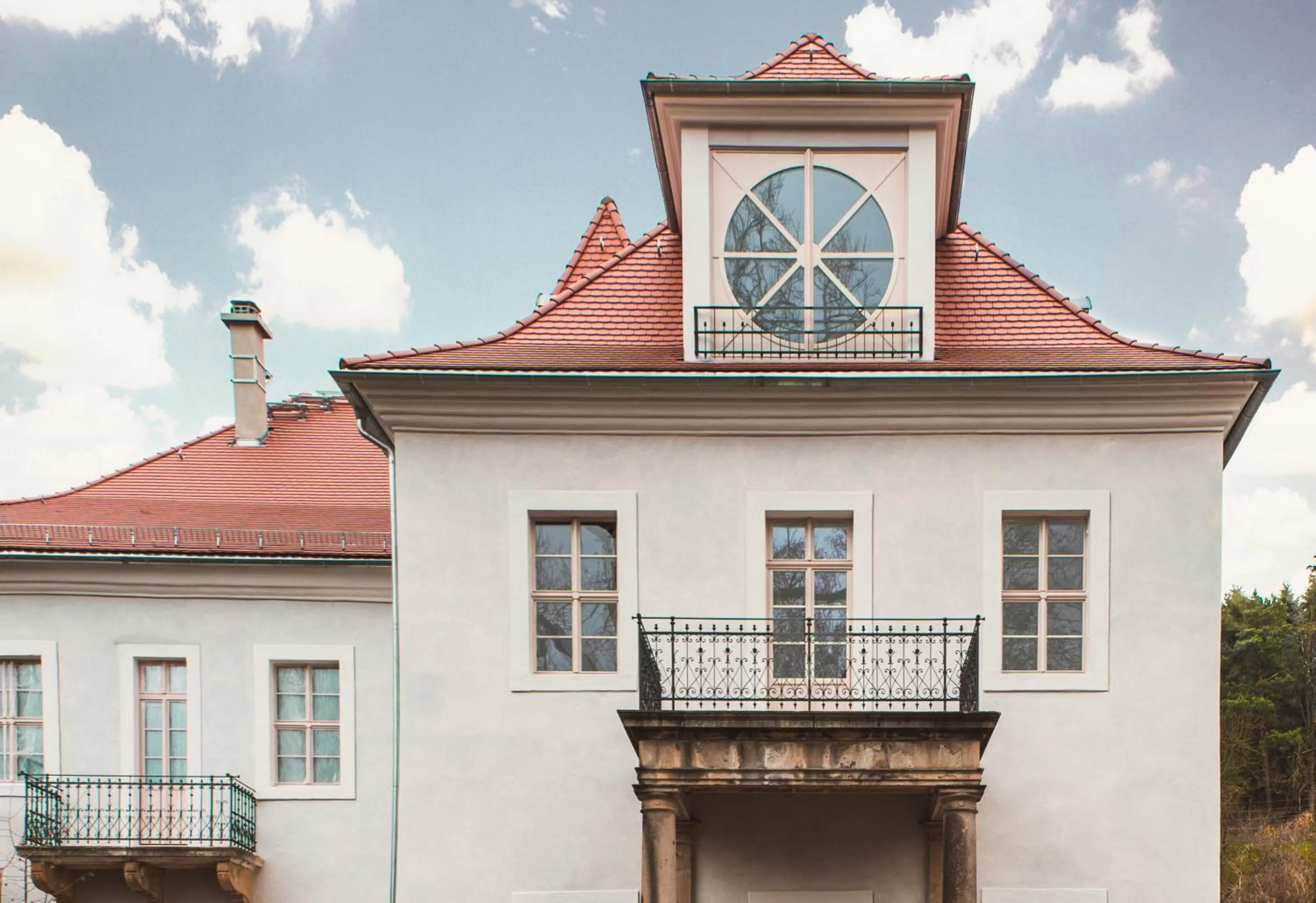 Property building in Schloss Prossen