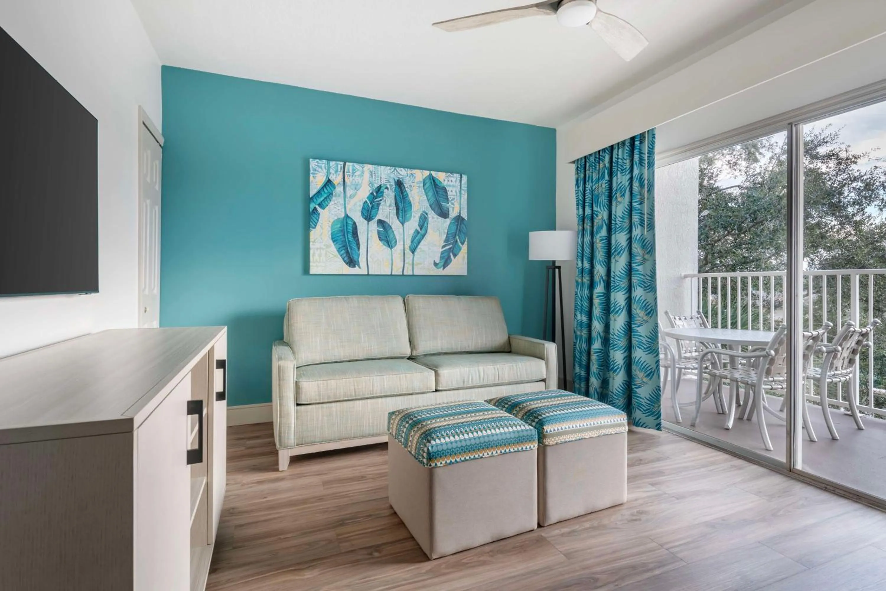 Living room in Hilton Vacation Club Aqua Sol Orlando West