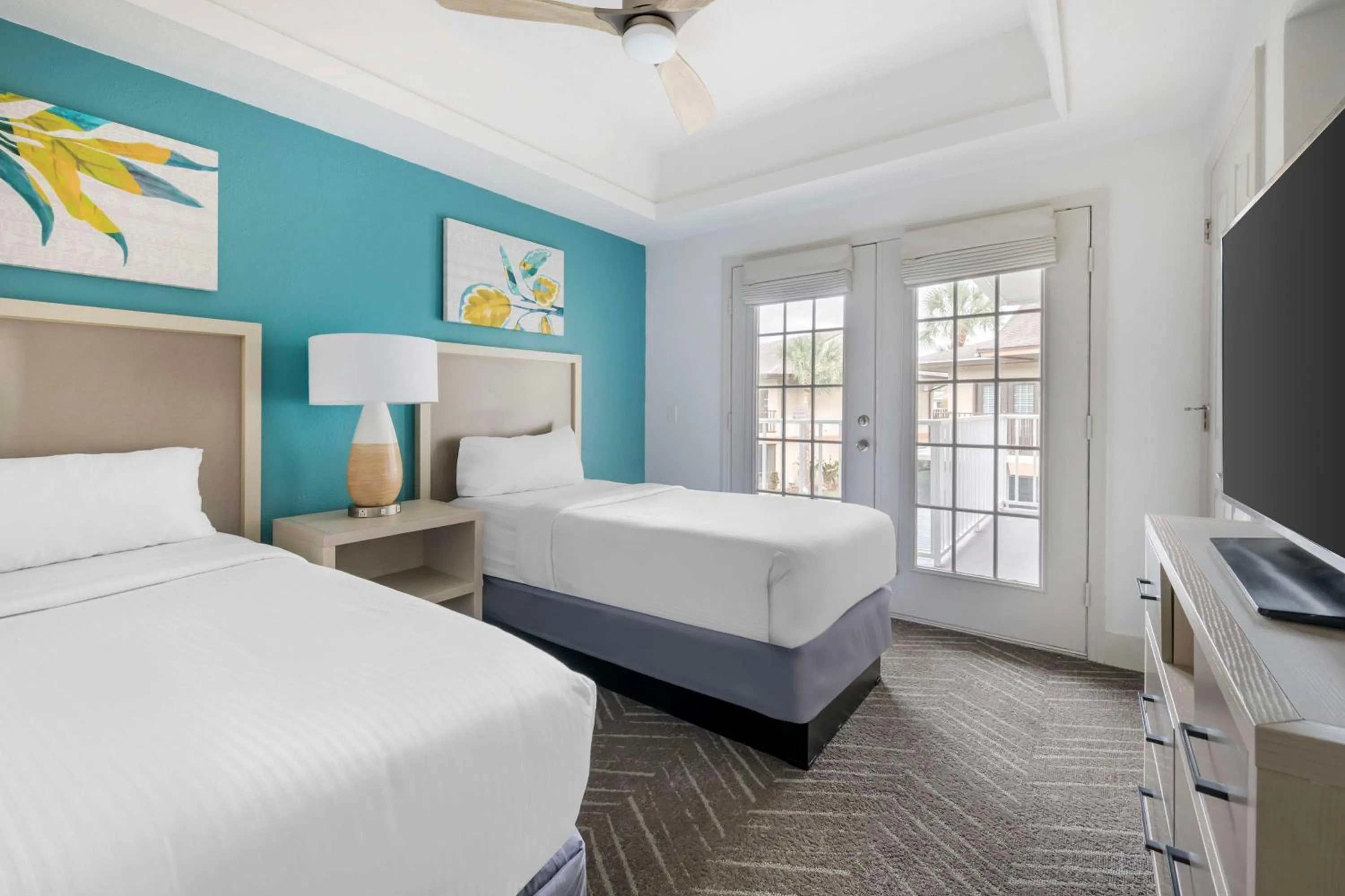 Bed in Hilton Vacation Club Aqua Sol Orlando West