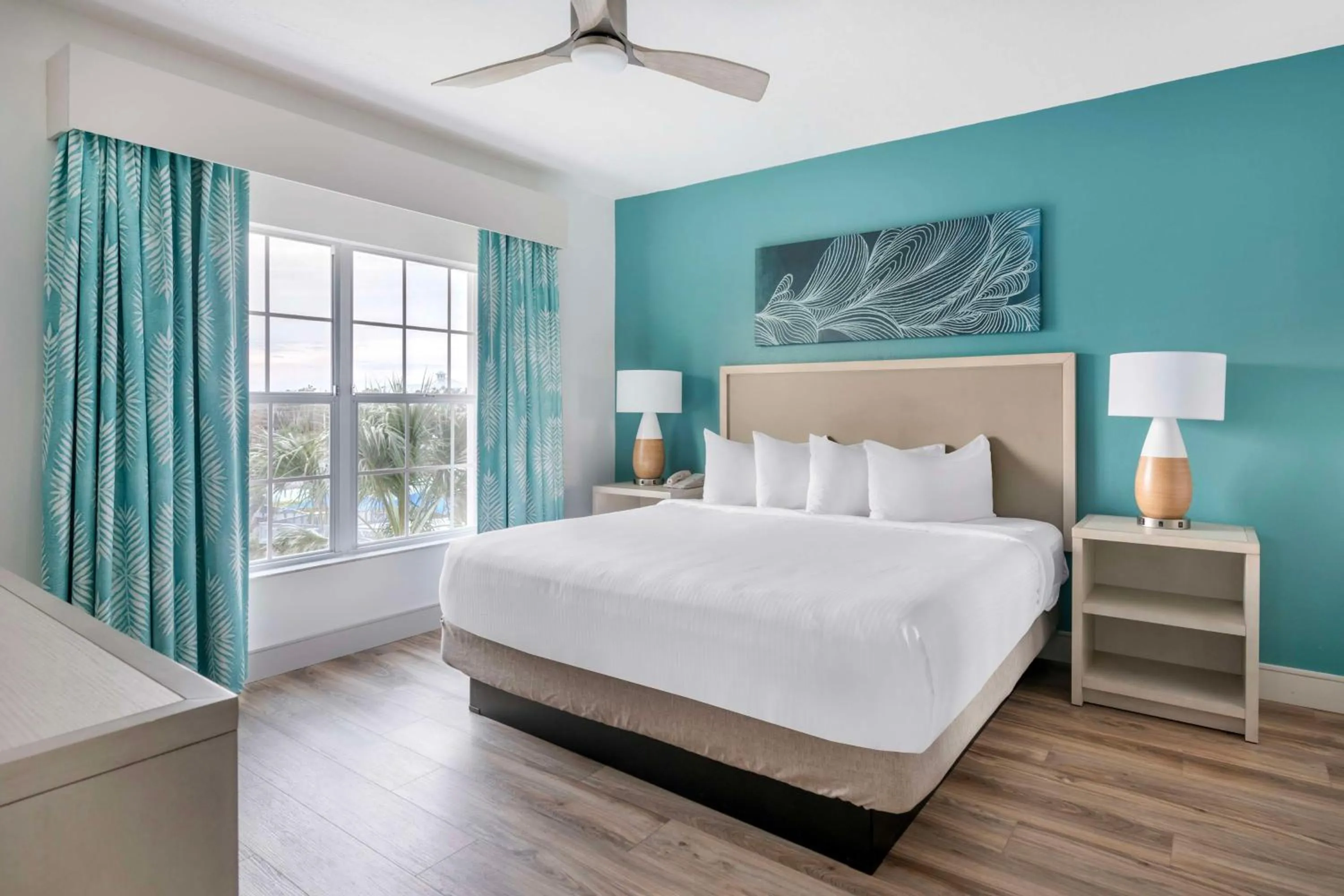 Bed in Hilton Vacation Club Aqua Sol Orlando West