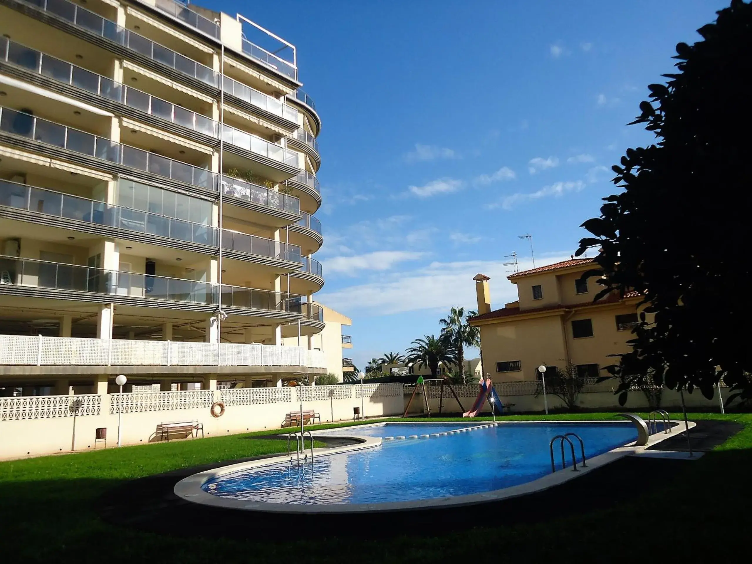 Paseo Maritimo FRONTAL LEK Paseo Maritimo FRONTAL LEK