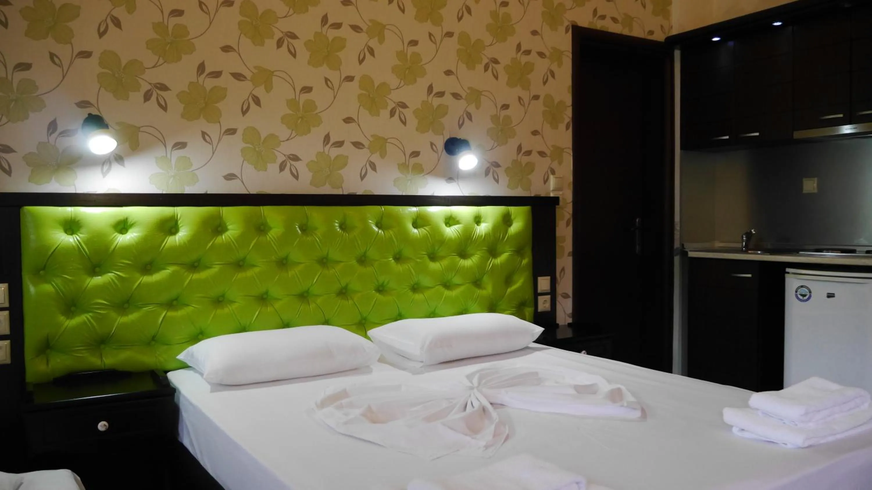 Bedroom, Bed in Blue Sea Beach Resort