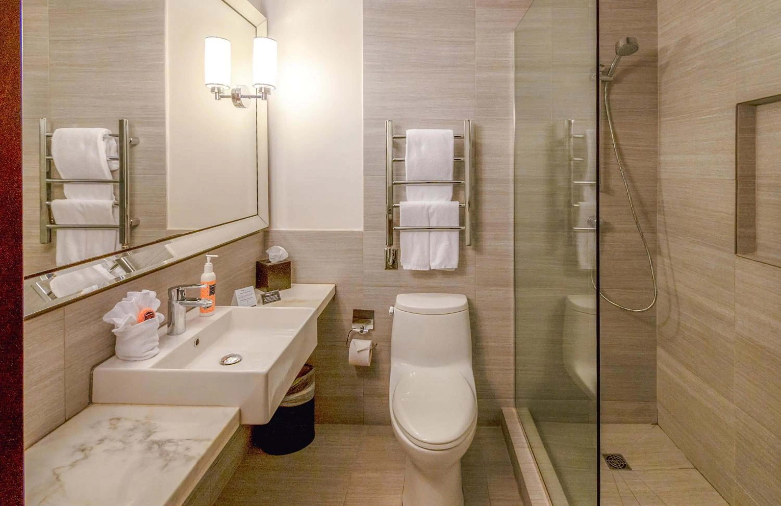 Bathroom in Park South Hotel, part of JdV by Hyatt