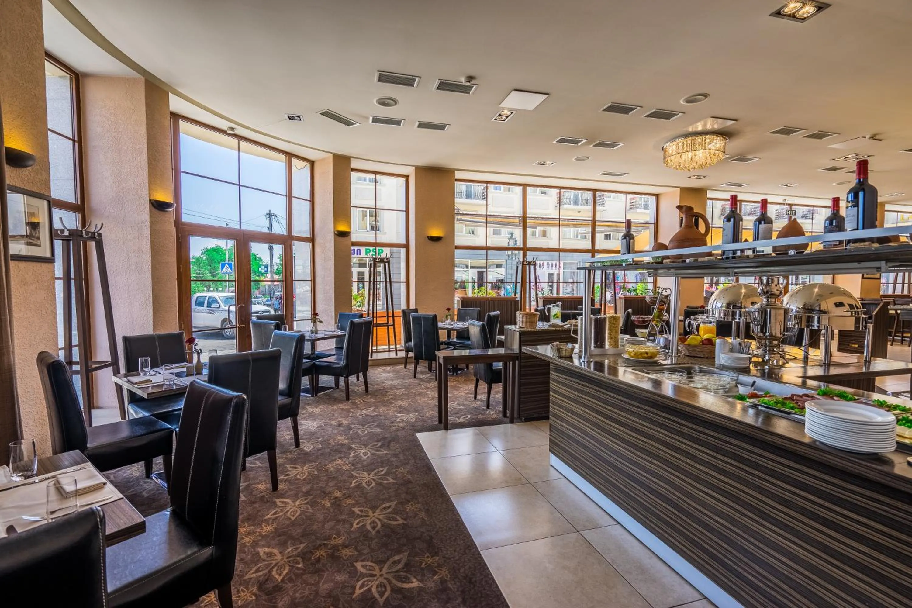 Dining area in Hotel Lomsia