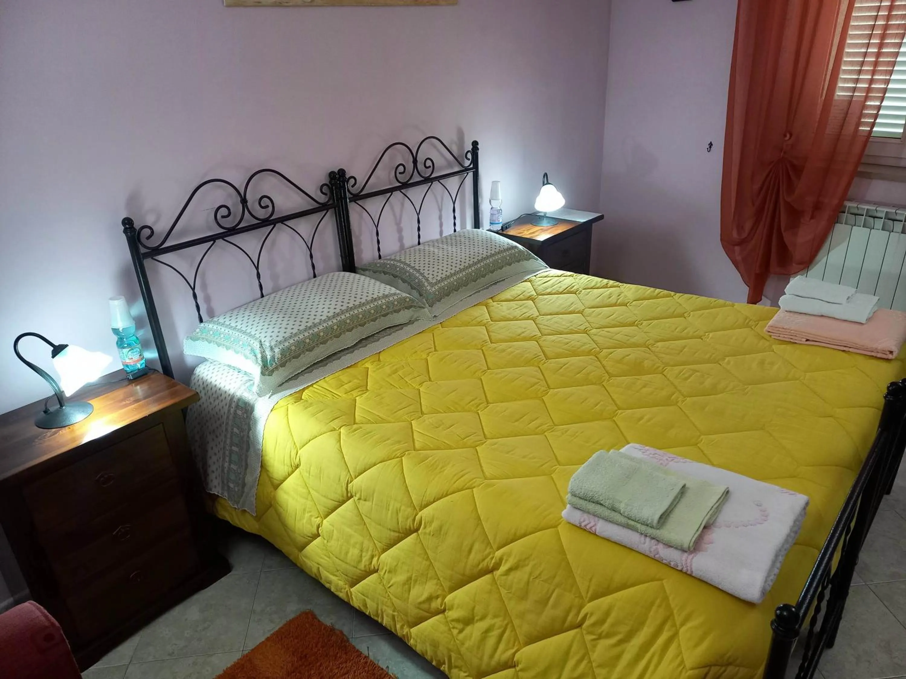 Photo of the whole room, Bed in B&B Le Colonne