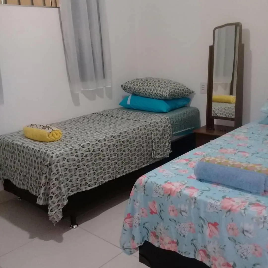 Bed in Casa com 2 quartos e banheira de Hidromassagem
