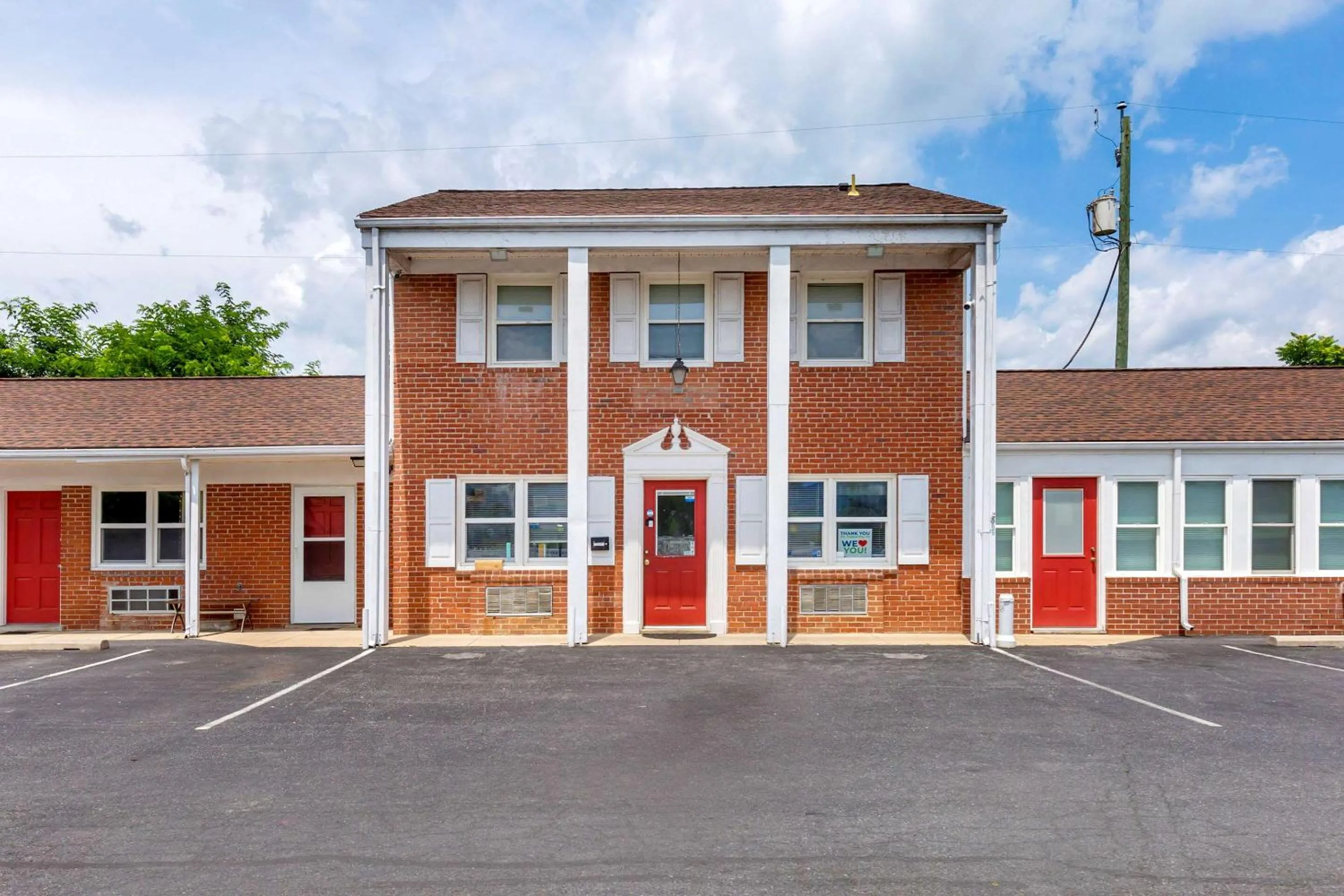 Property building in Econo Lodge Woodstock - Shenandoah Valley I-81